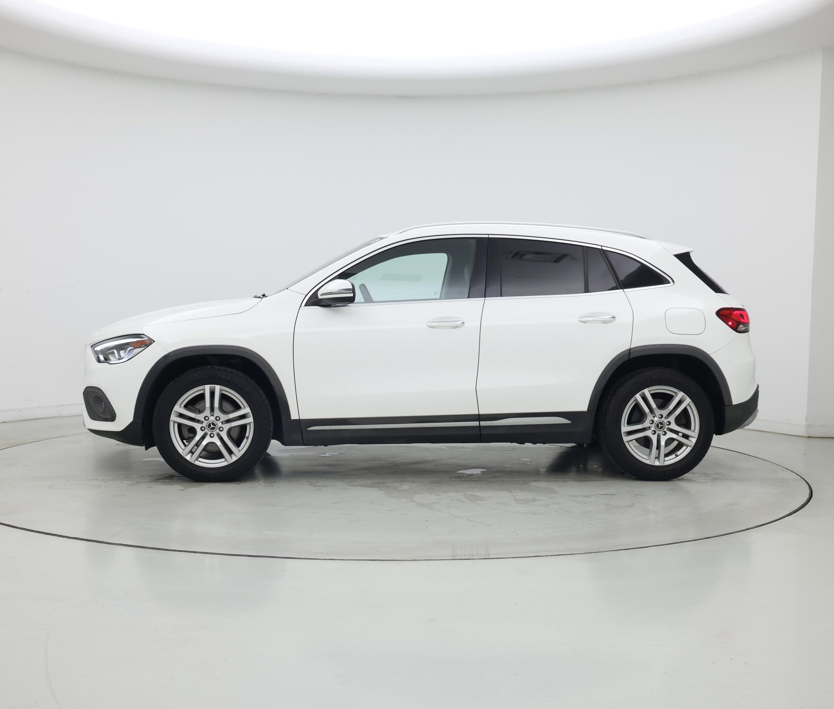 Thumbnail: 2021 Mercedes-Benz GLA - 3