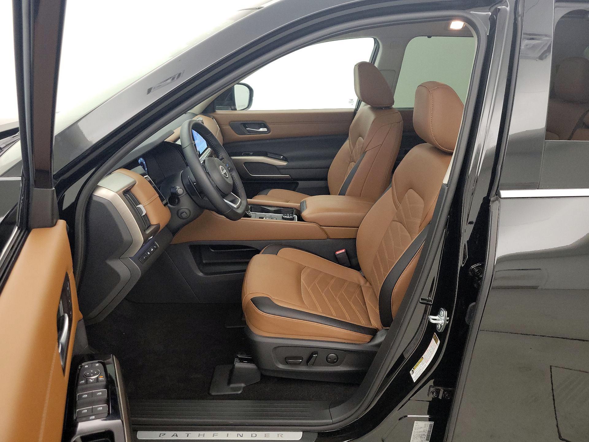 Thumbnail: 2025 Nissan Pathfinder - 11