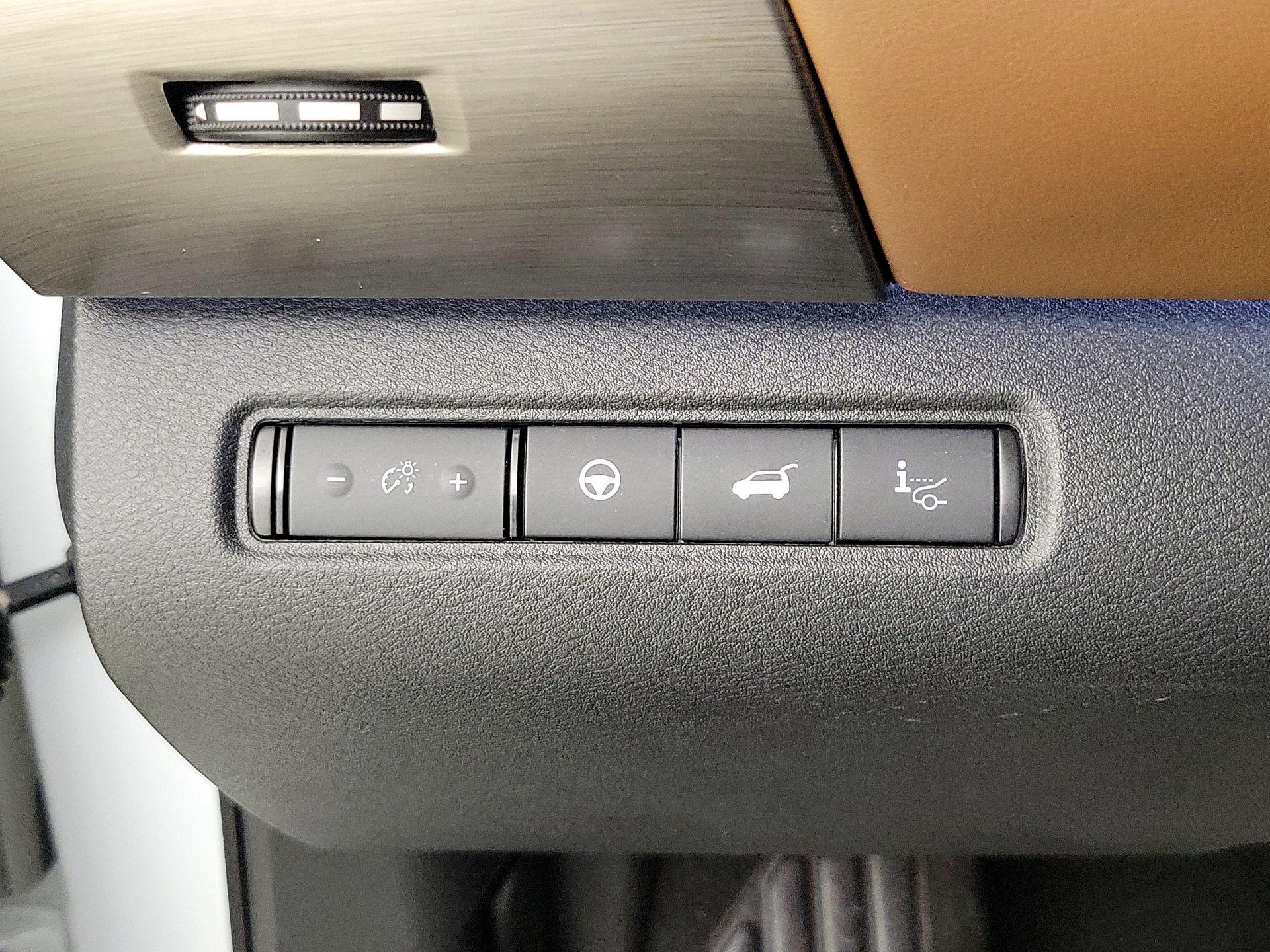 Thumbnail: 2025 Nissan Pathfinder - 13