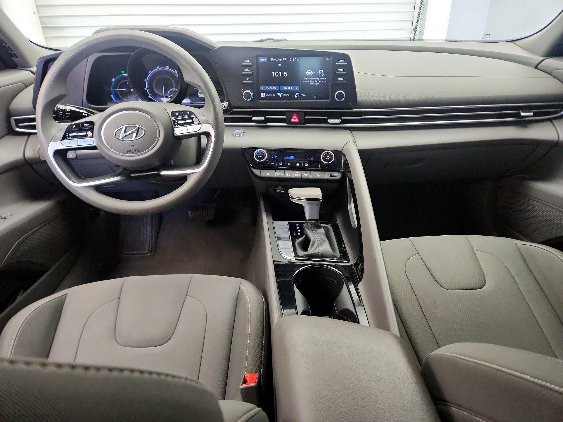 Thumbnail: 2023 Hyundai Elantra - 9