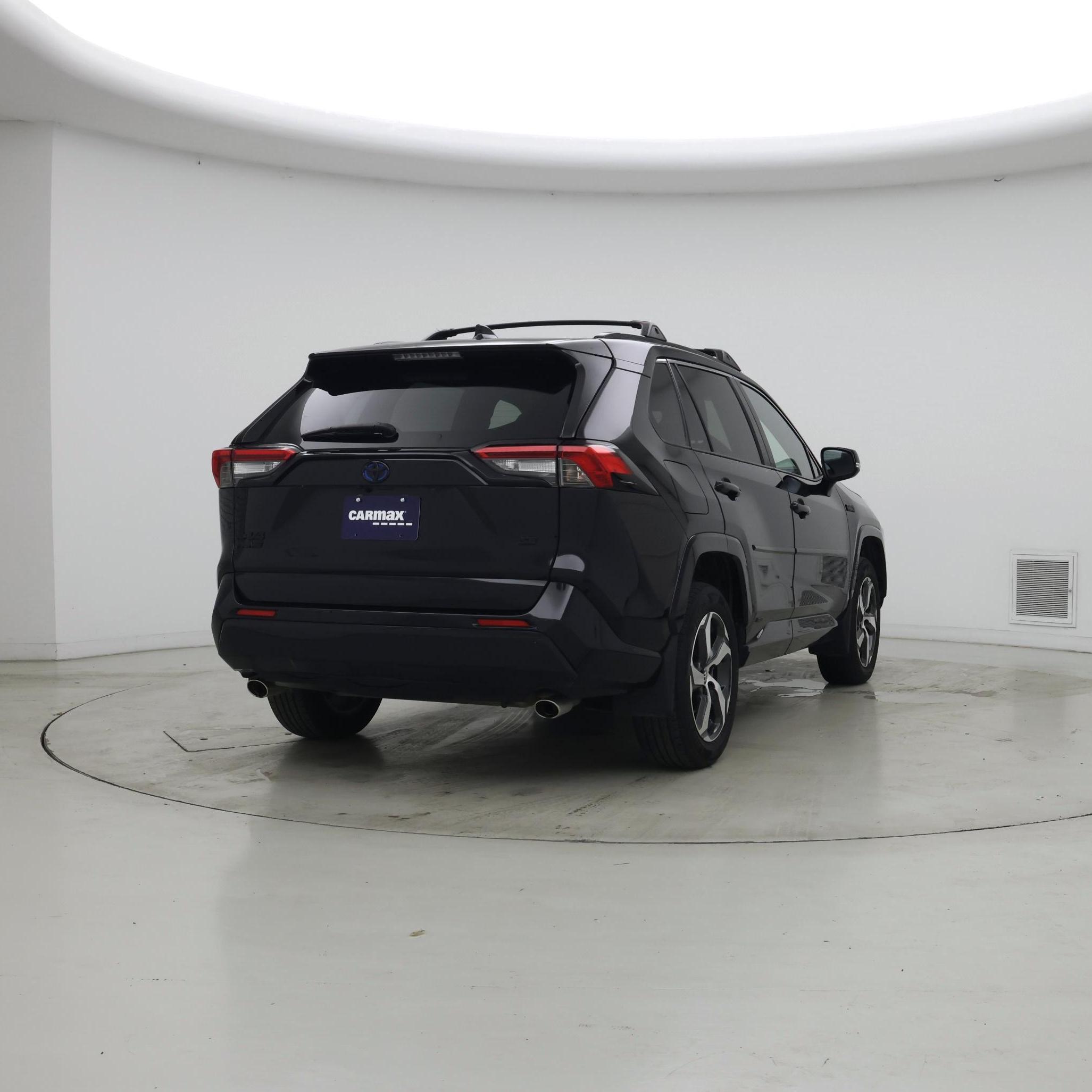 Thumbnail: 2022 Toyota RAV4 - 8