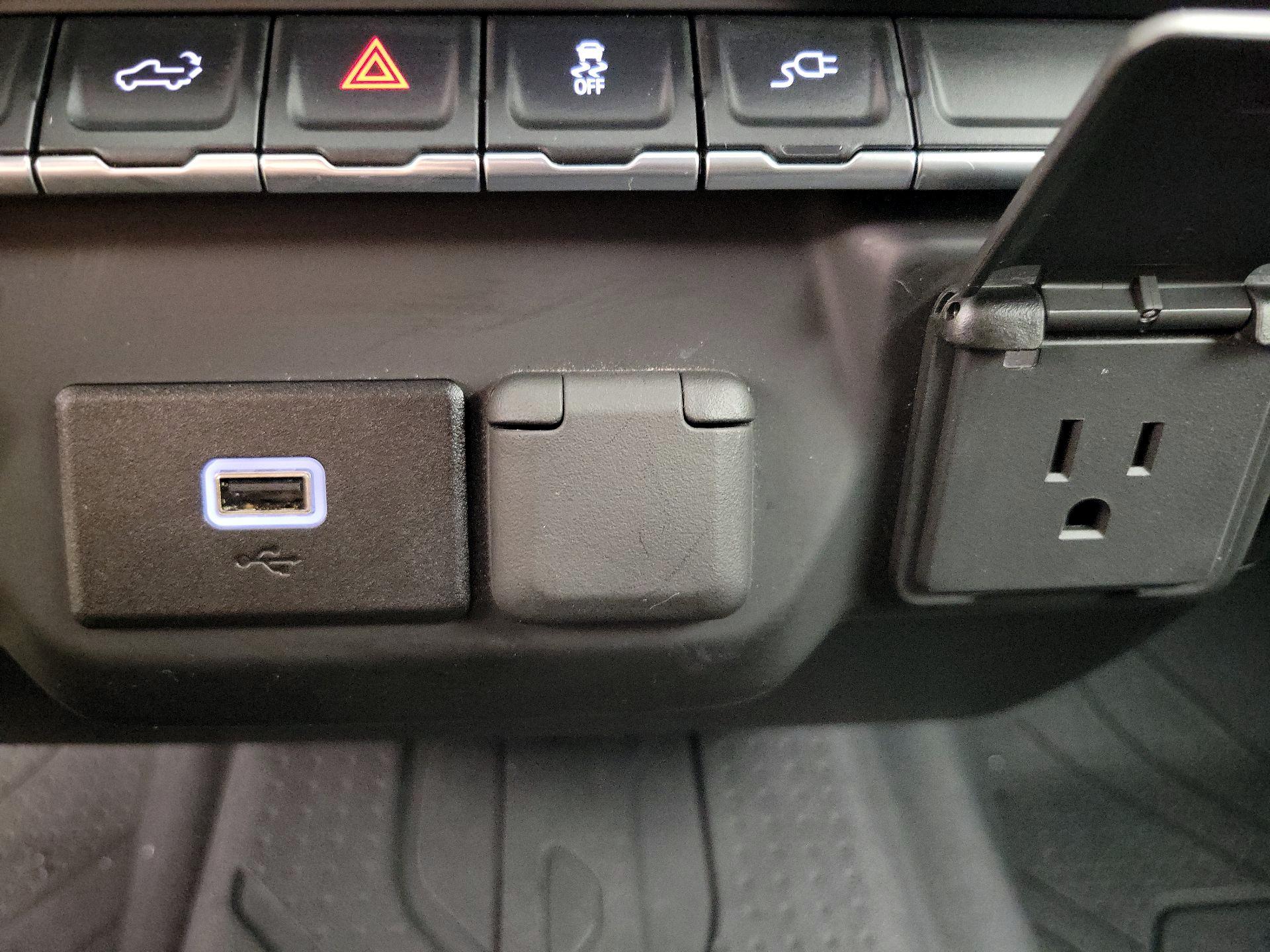 Thumbnail: 2020 Chevrolet Silverado 1500 - 18