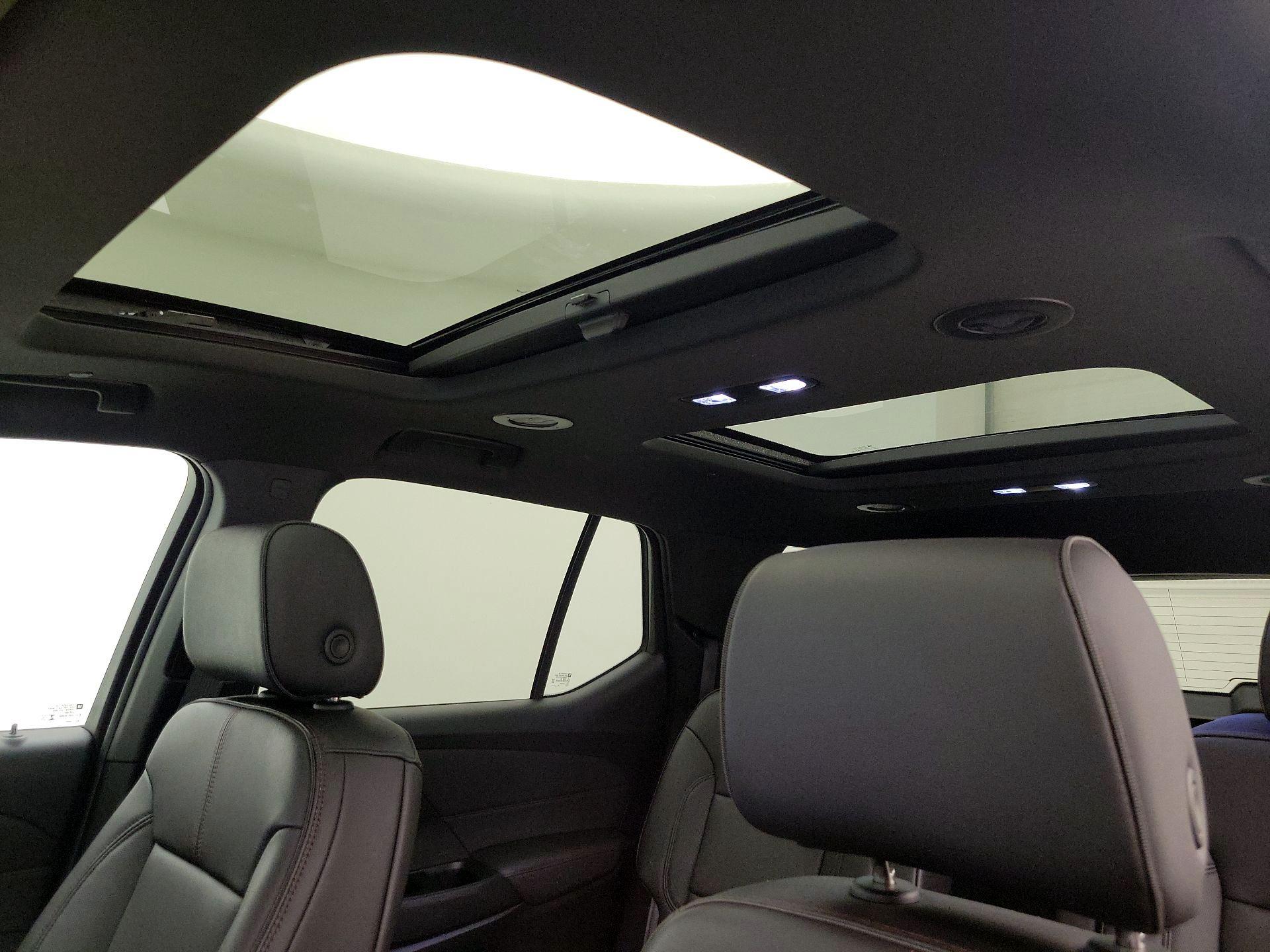 Thumbnail: 2023 Chevrolet Traverse - 20