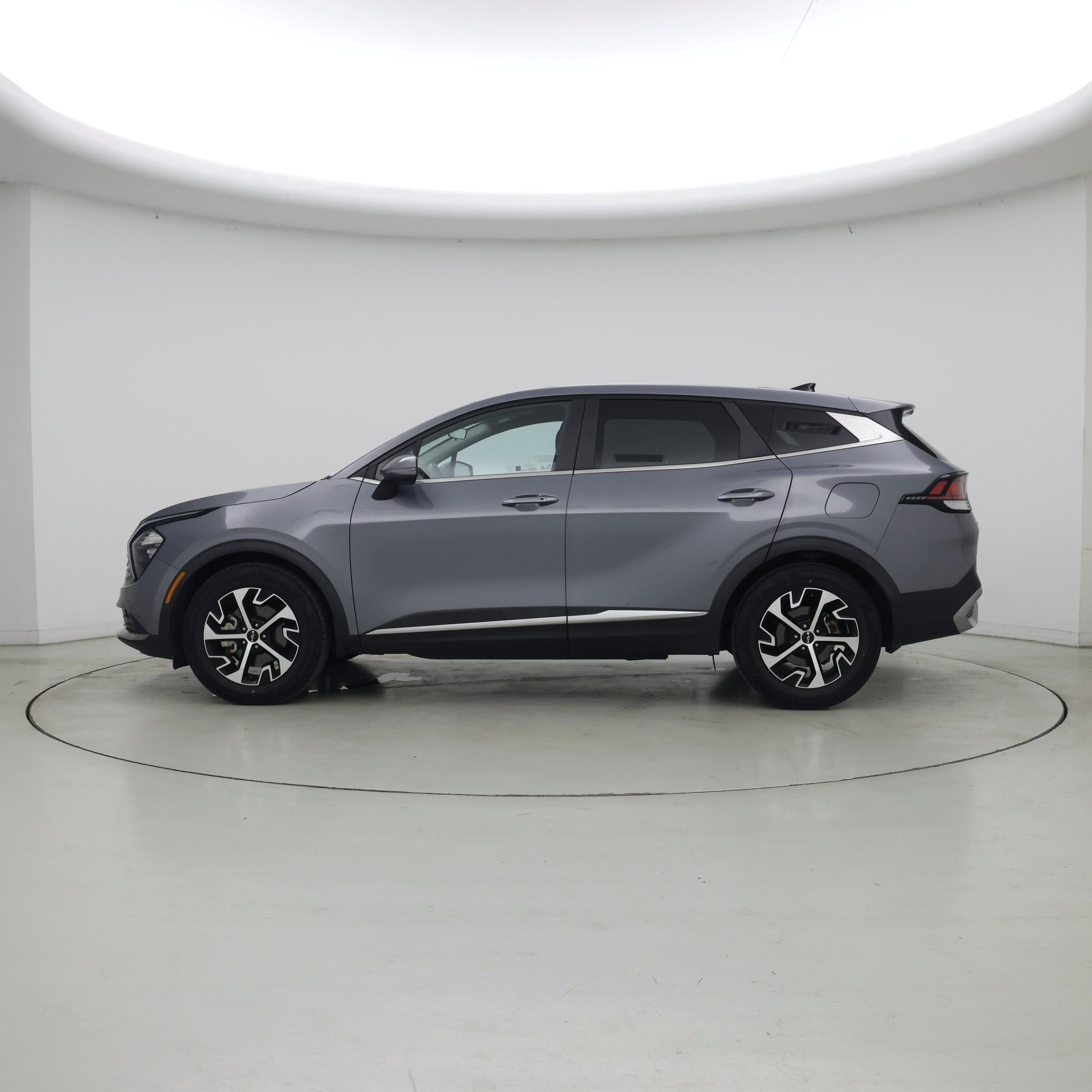 Thumbnail: 2023 Kia Sportage - 3