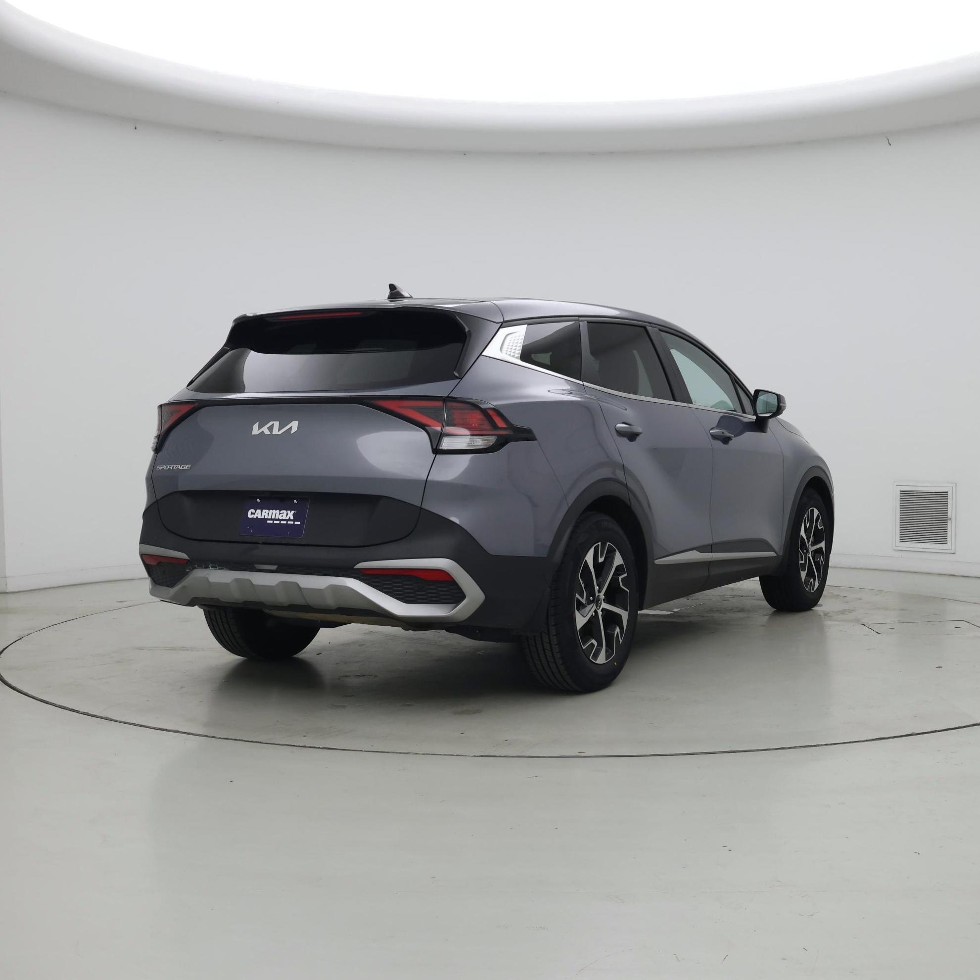 Thumbnail: 2023 Kia Sportage - 8