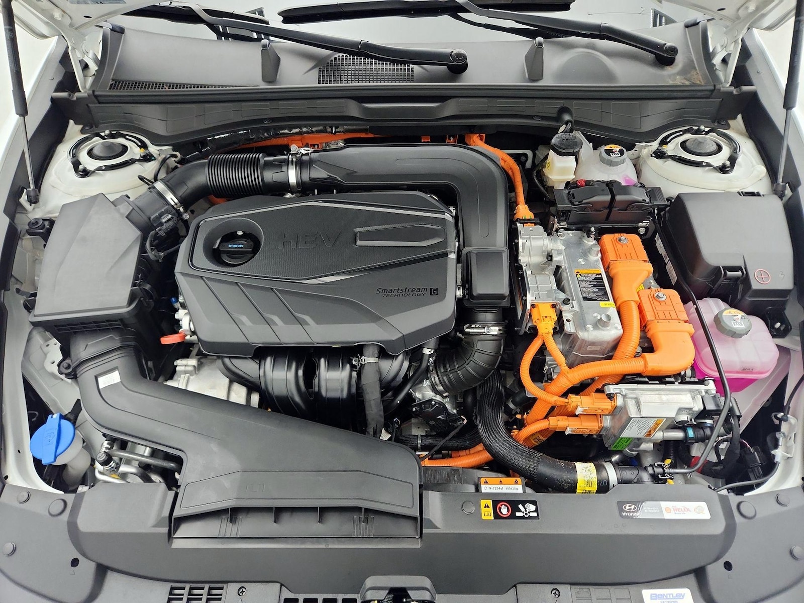 2025 Hyundai Sonata Hybrid Limited - Photo 24