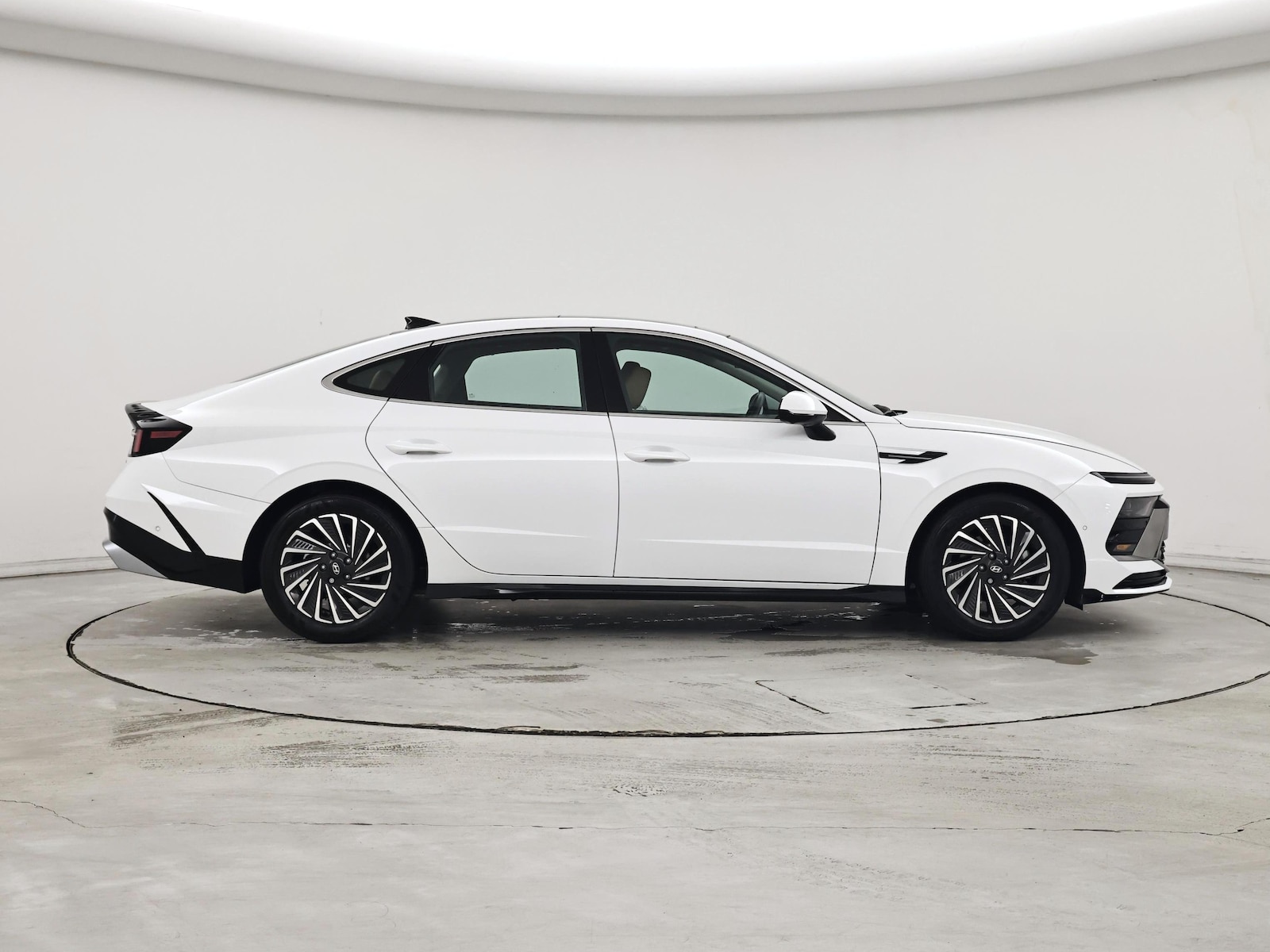 2025 Hyundai Sonata Hybrid Limited - Photo 8