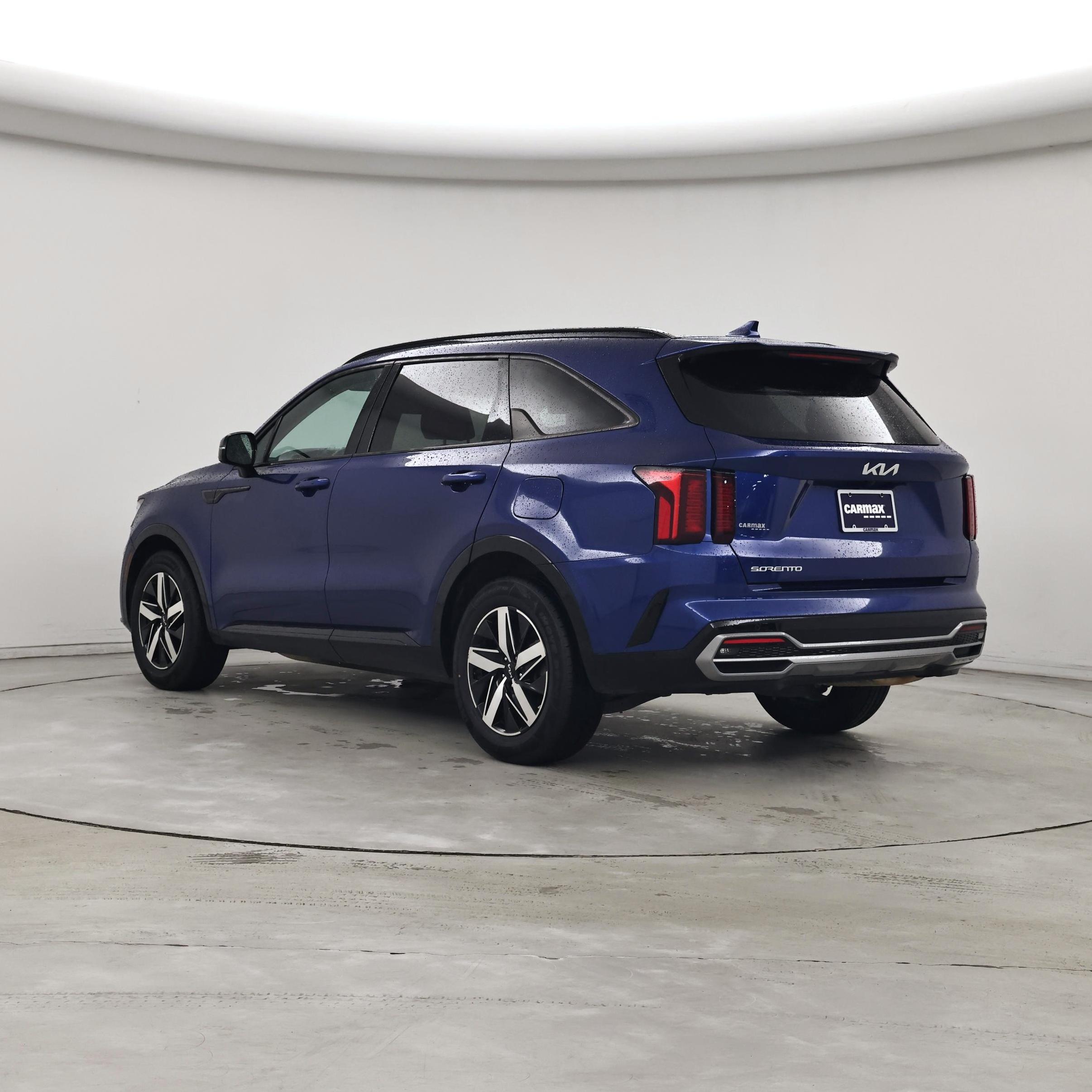 Thumbnail: 2023 Kia Sorento - 2