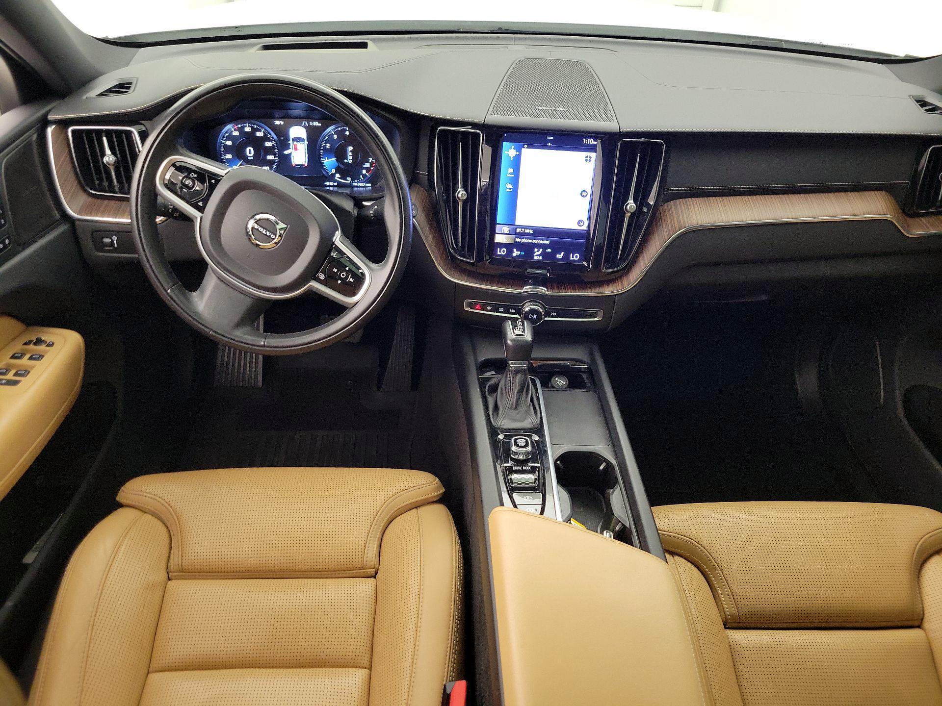 Thumbnail: 2021 Volvo XC60 - 9