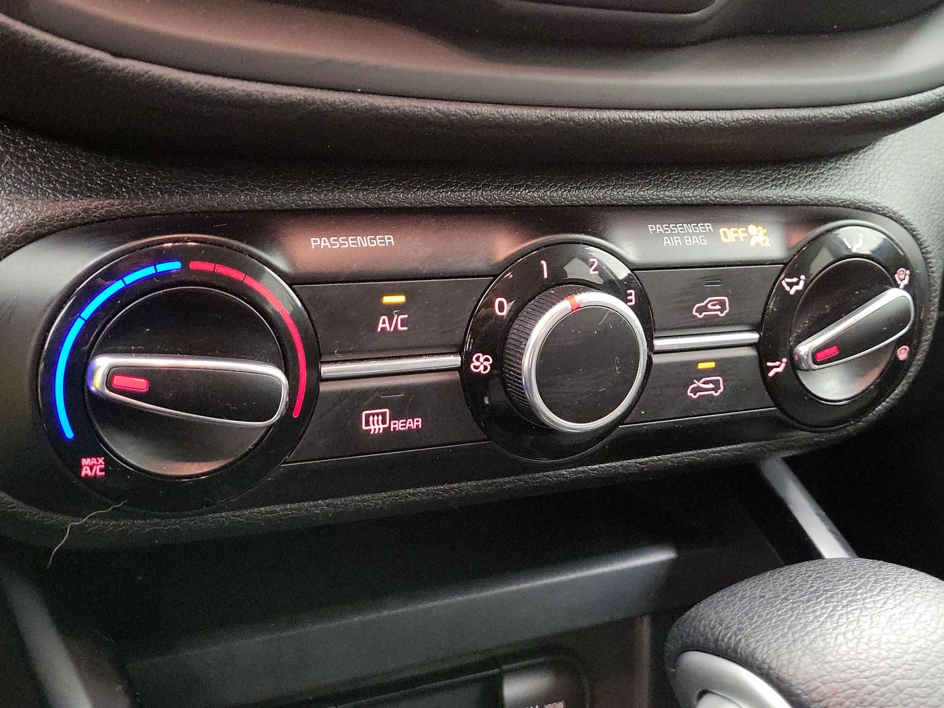 Thumbnail: 2022 Kia Soul - 16