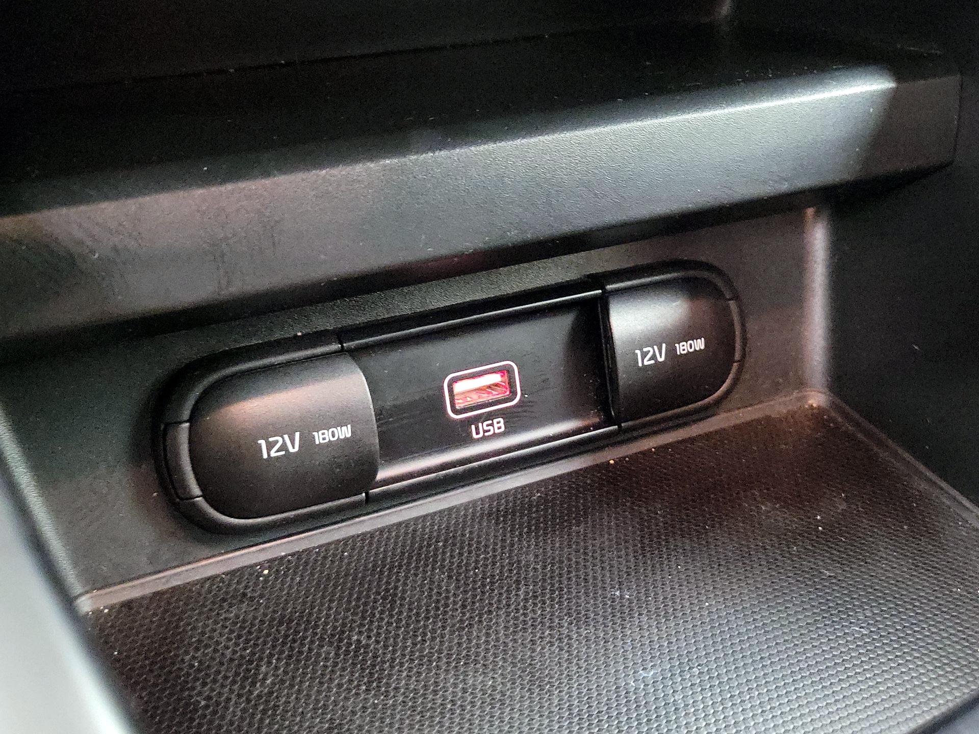 Thumbnail: 2022 Kia Soul - 18