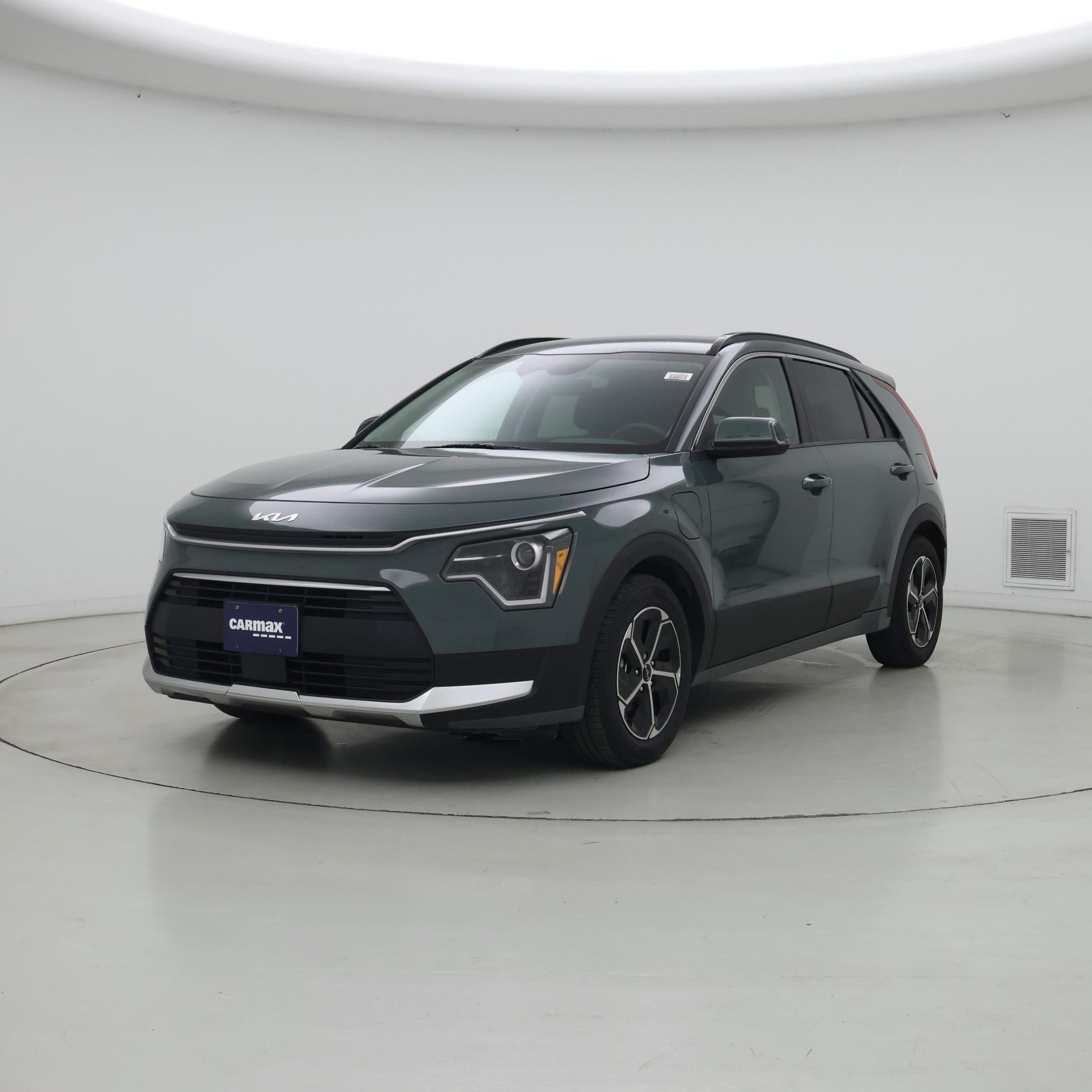Thumbnail: 2023 Kia Niro - 4