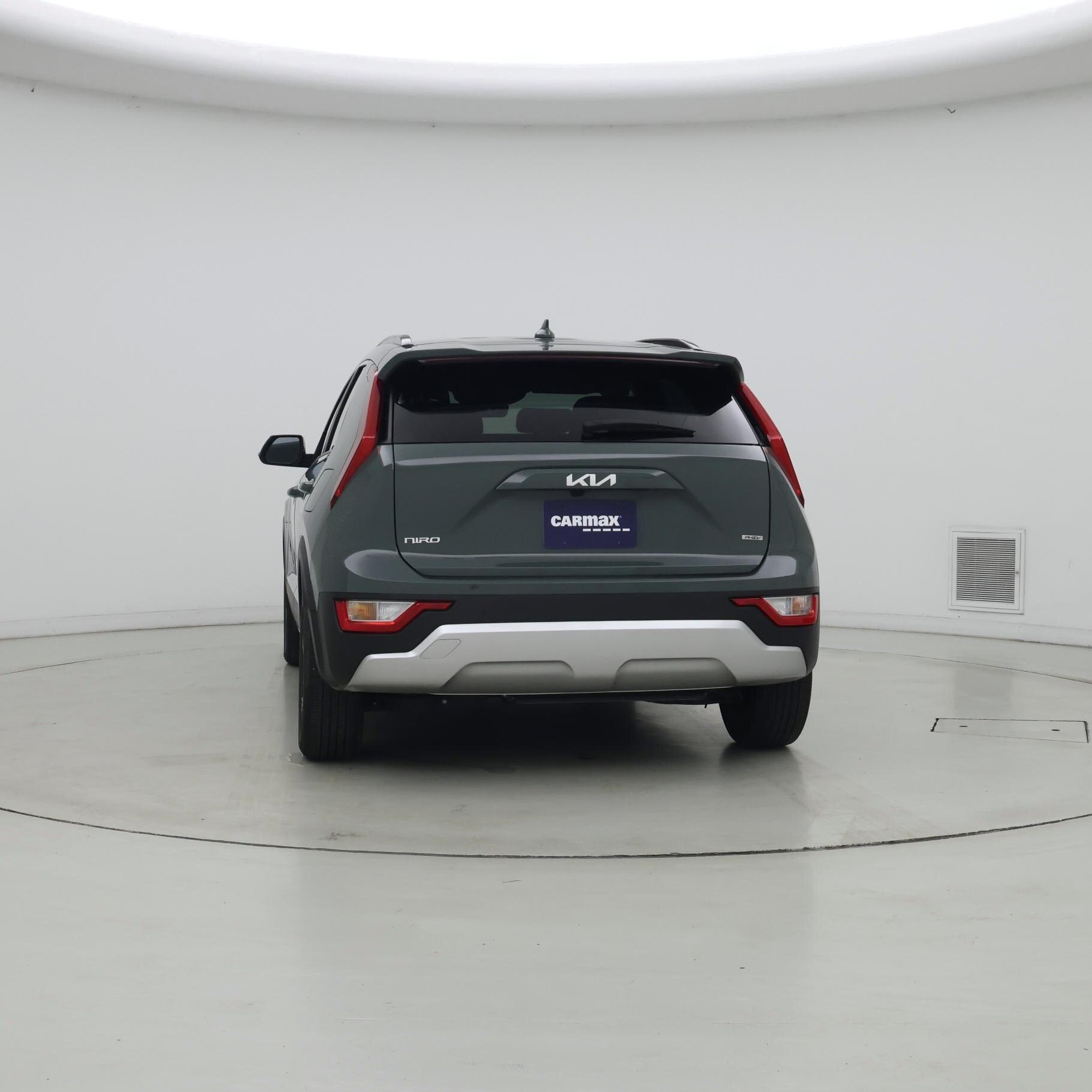 Thumbnail: 2023 Kia Niro - 6