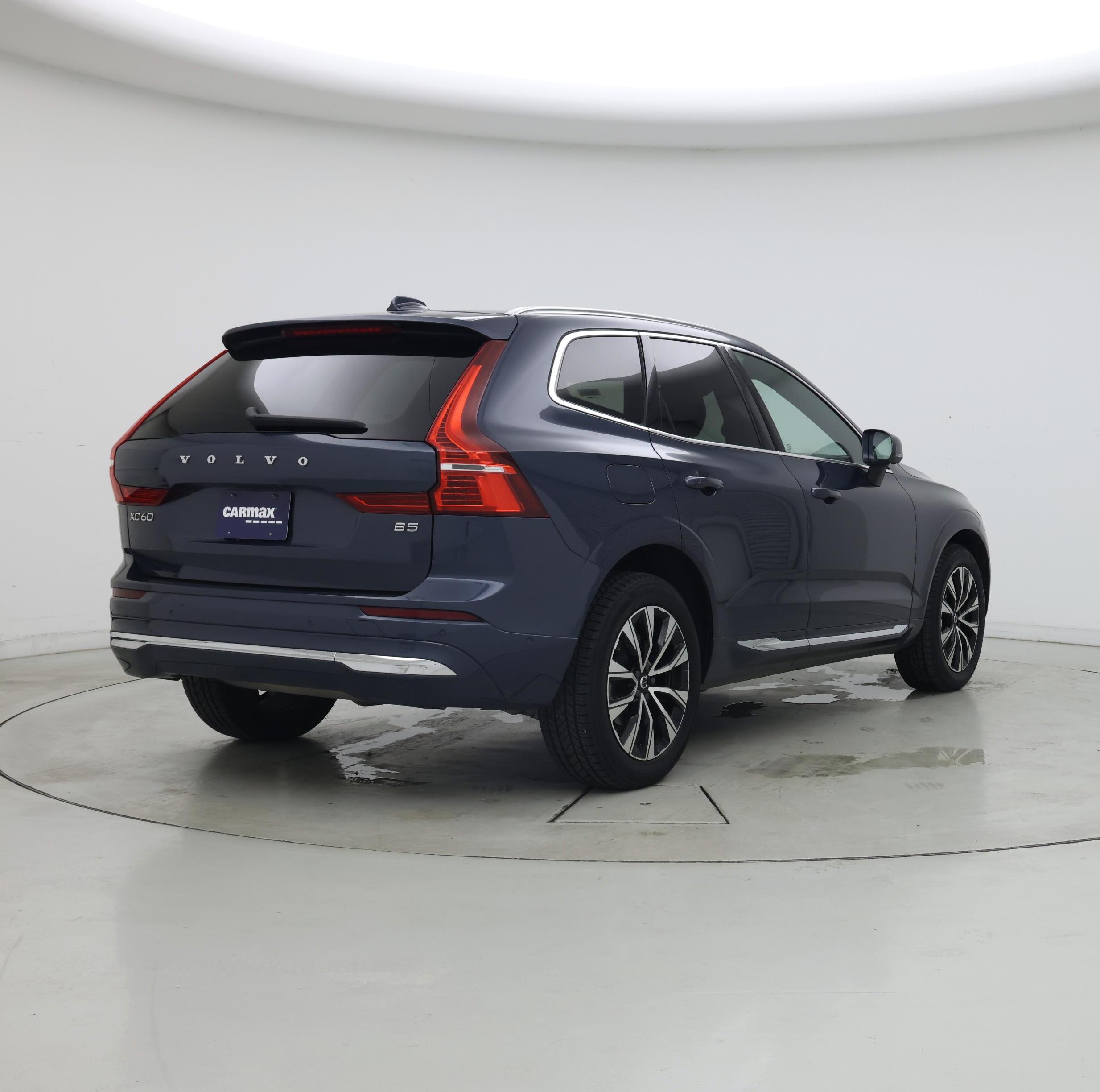 Thumbnail: 2023 Volvo XC60 - 8
