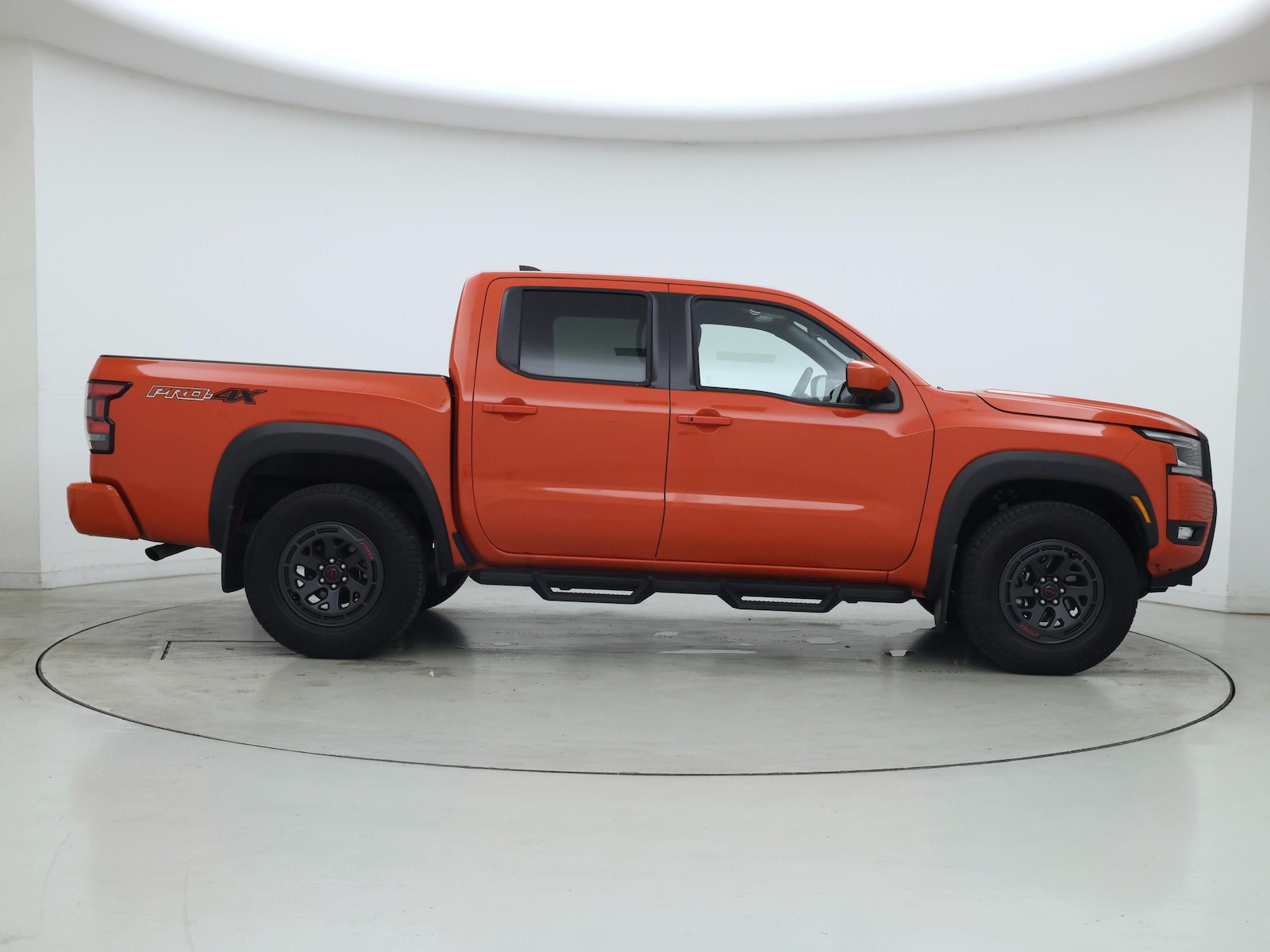 2025 Nissan Frontier PRO-4X - Photo 8