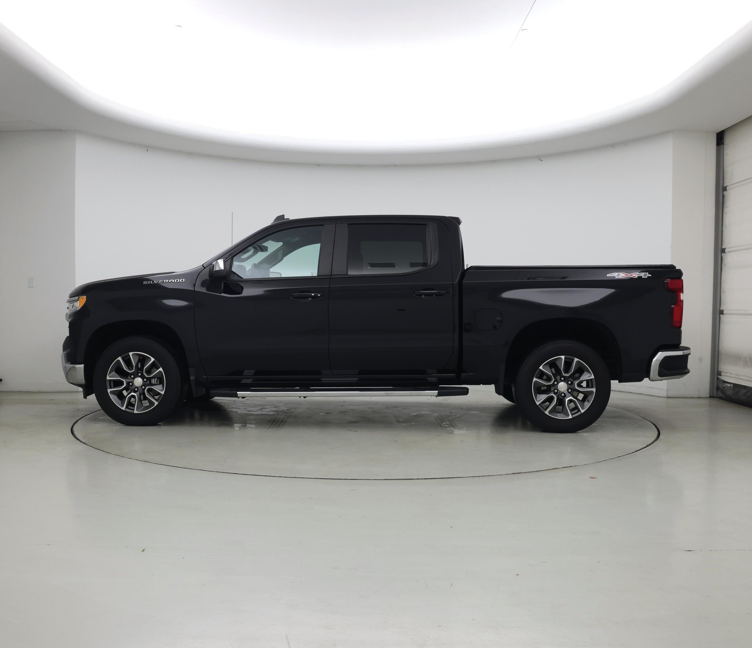 Thumbnail: 2023 Chevrolet Silverado 1500 - 3