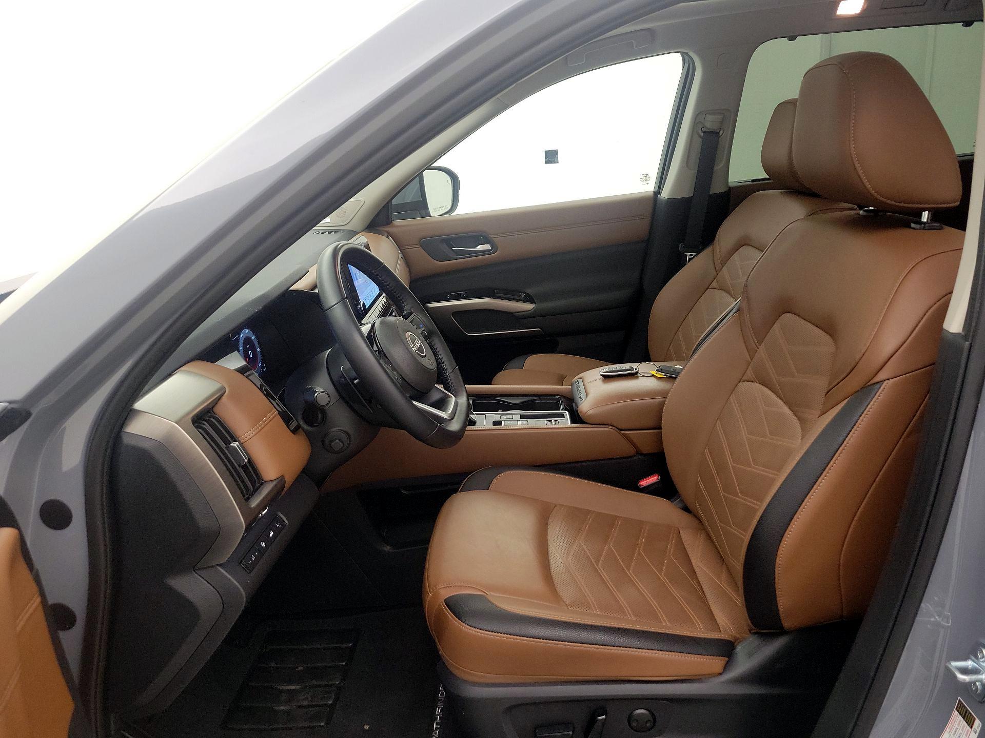 Thumbnail: 2025 Nissan Pathfinder - 11