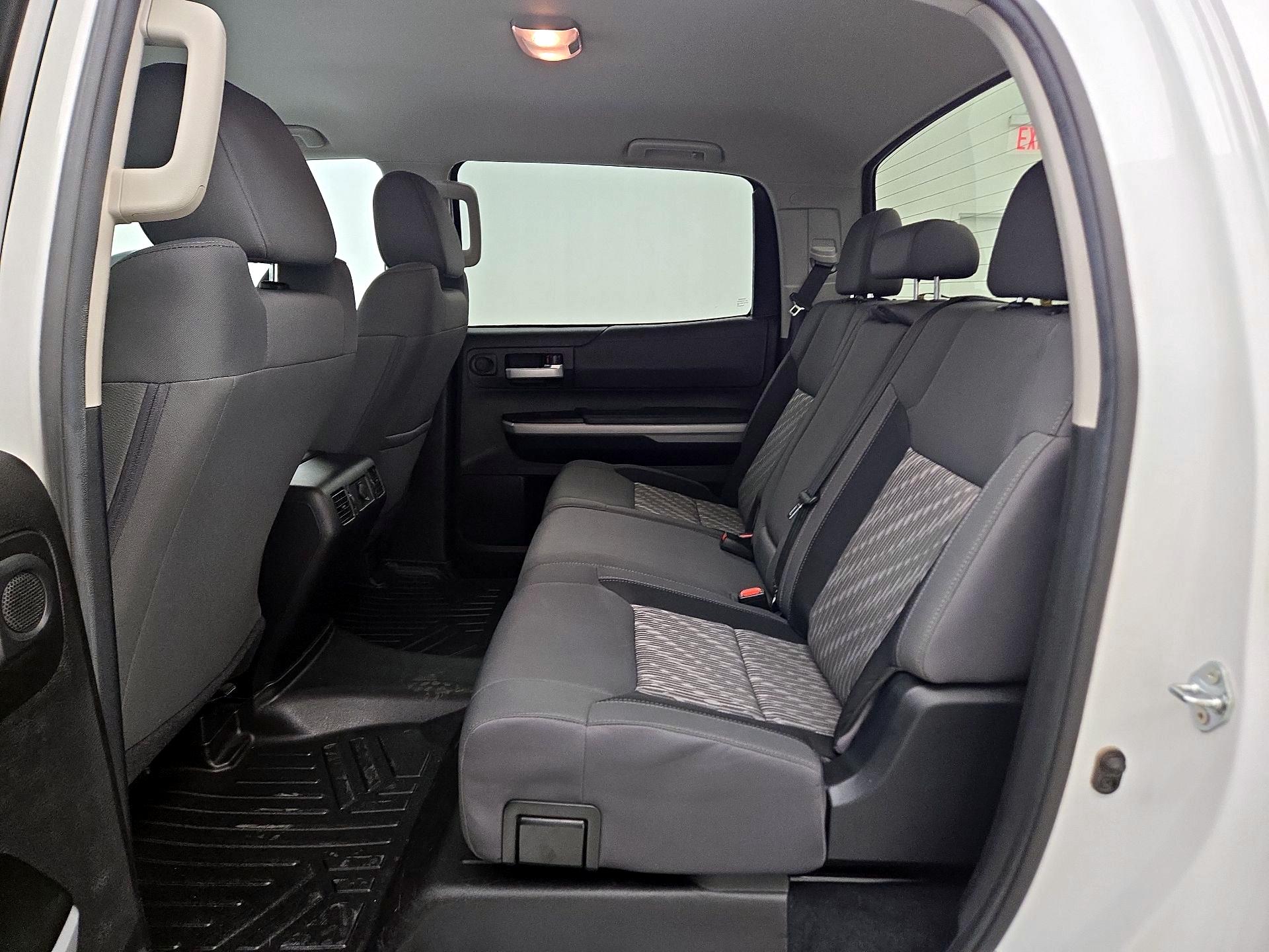 Thumbnail: 2021 Toyota Tundra - 19