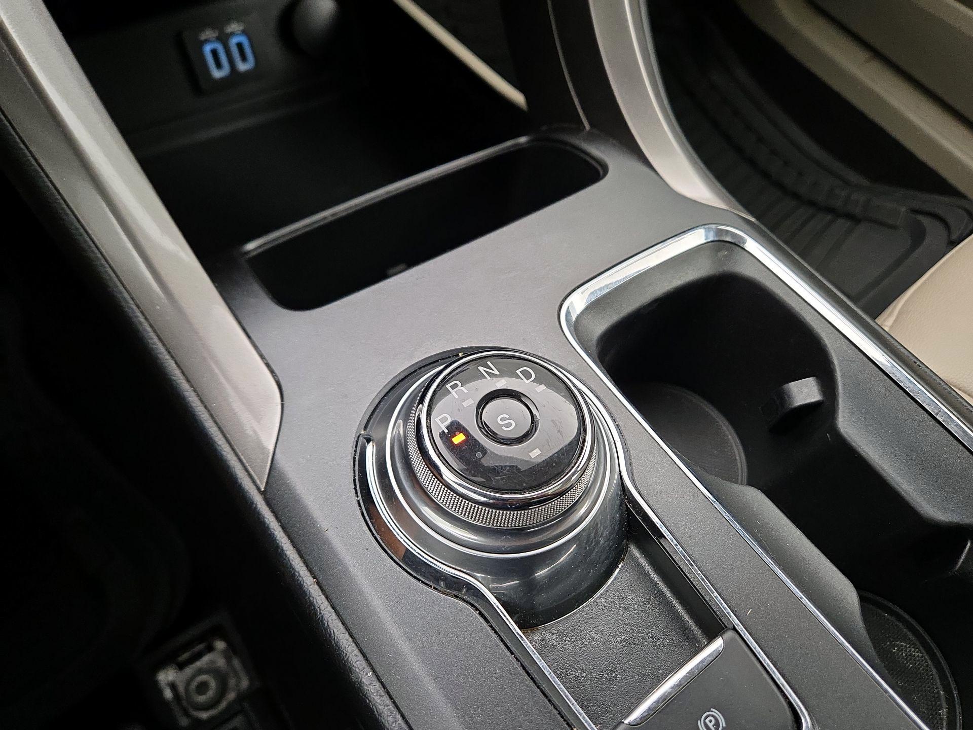 Thumbnail: 2019 Ford Fusion - 17