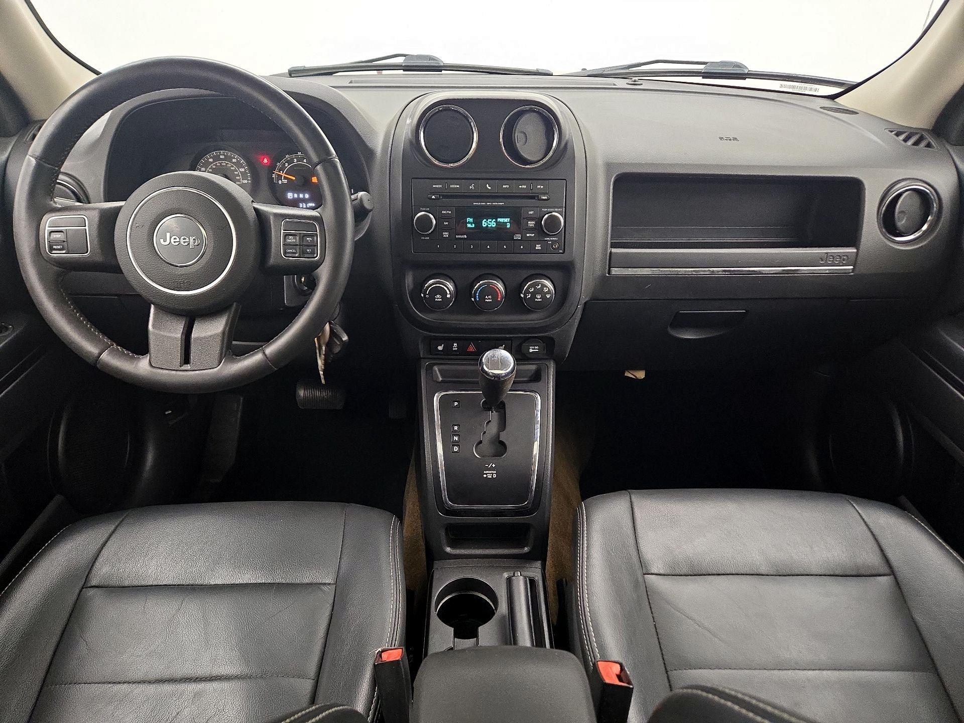 Thumbnail: 2016 Jeep Patriot - 9