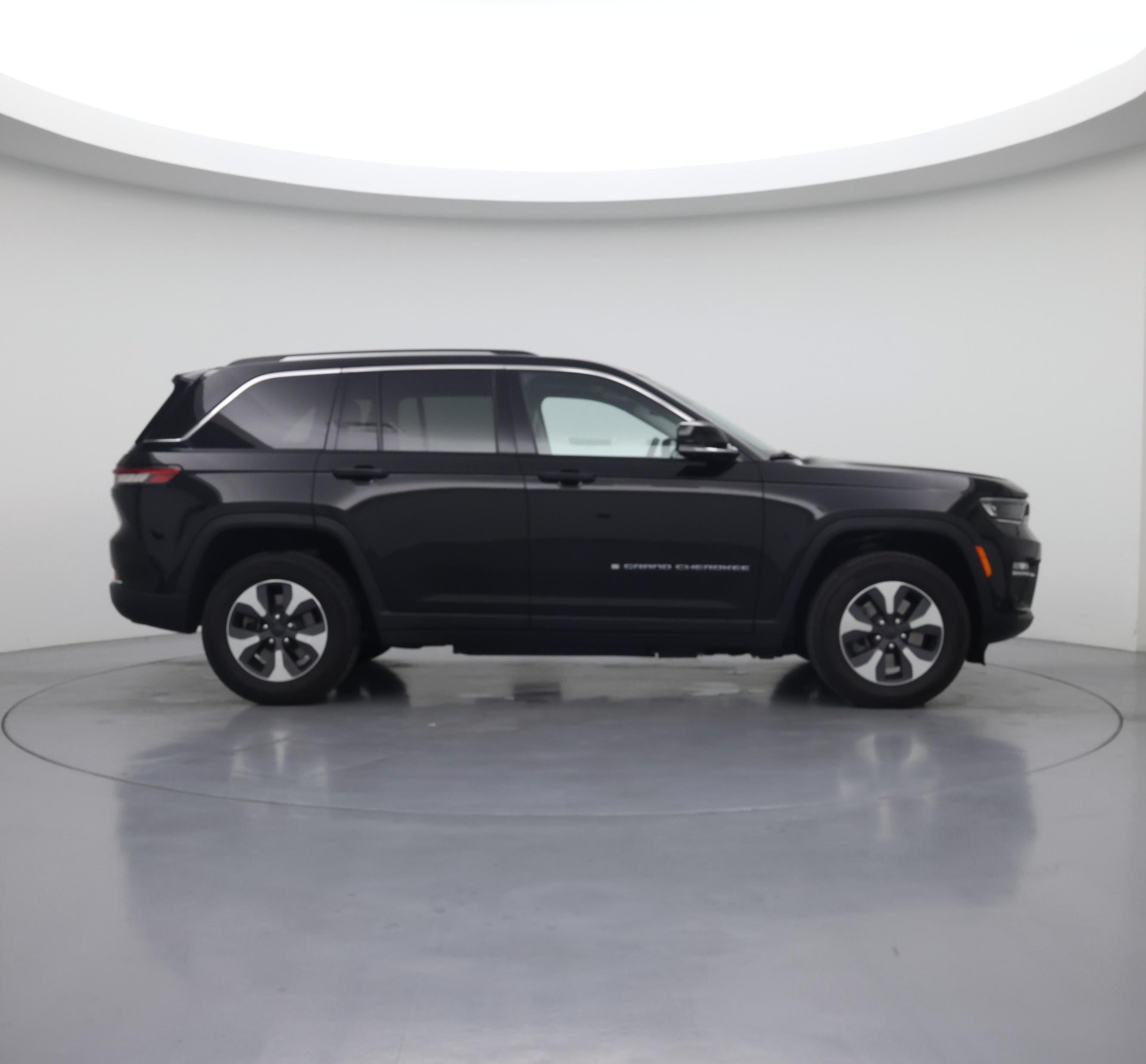 Thumbnail: 2022 Jeep Grand Cherokee - 7