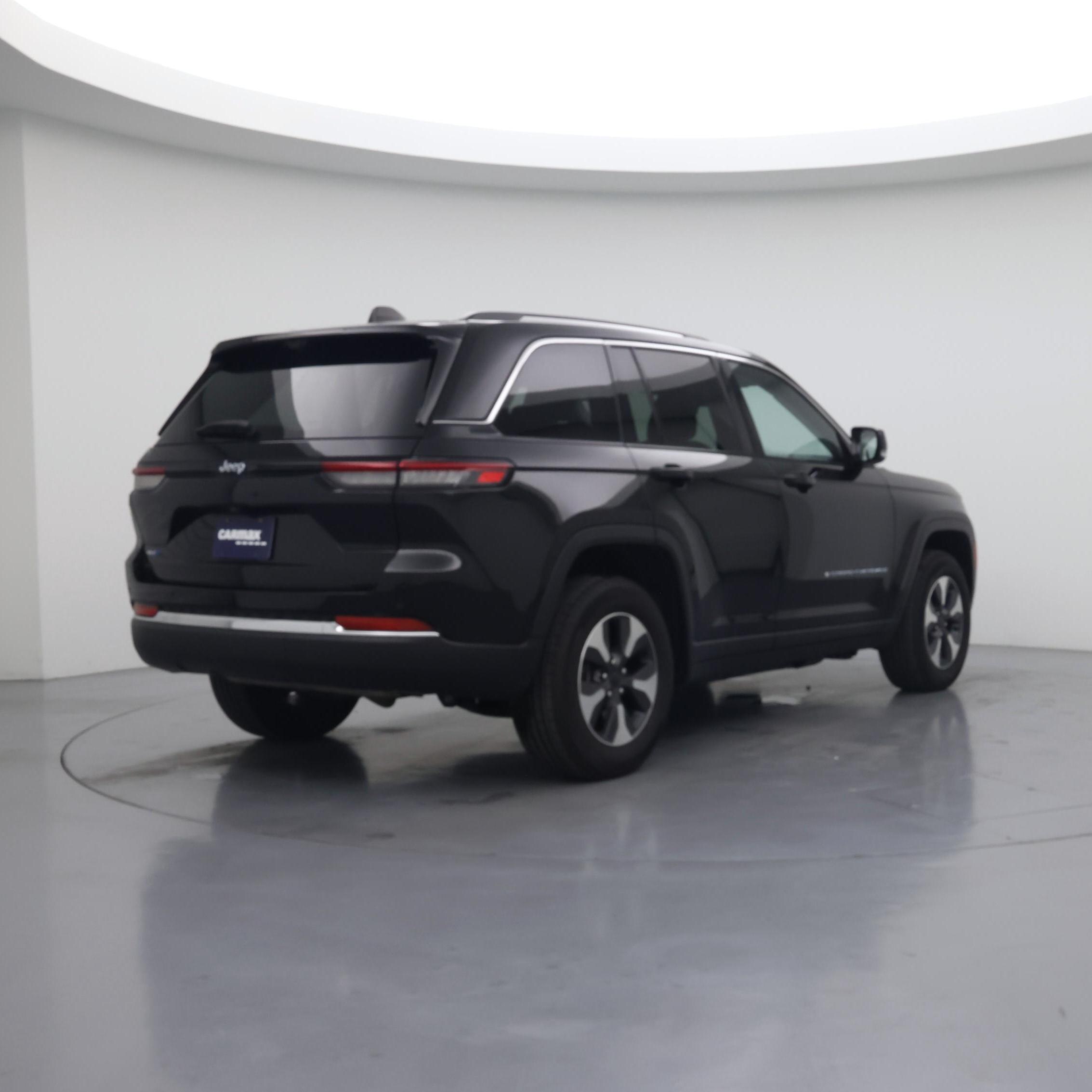 Thumbnail: 2022 Jeep Grand Cherokee - 8