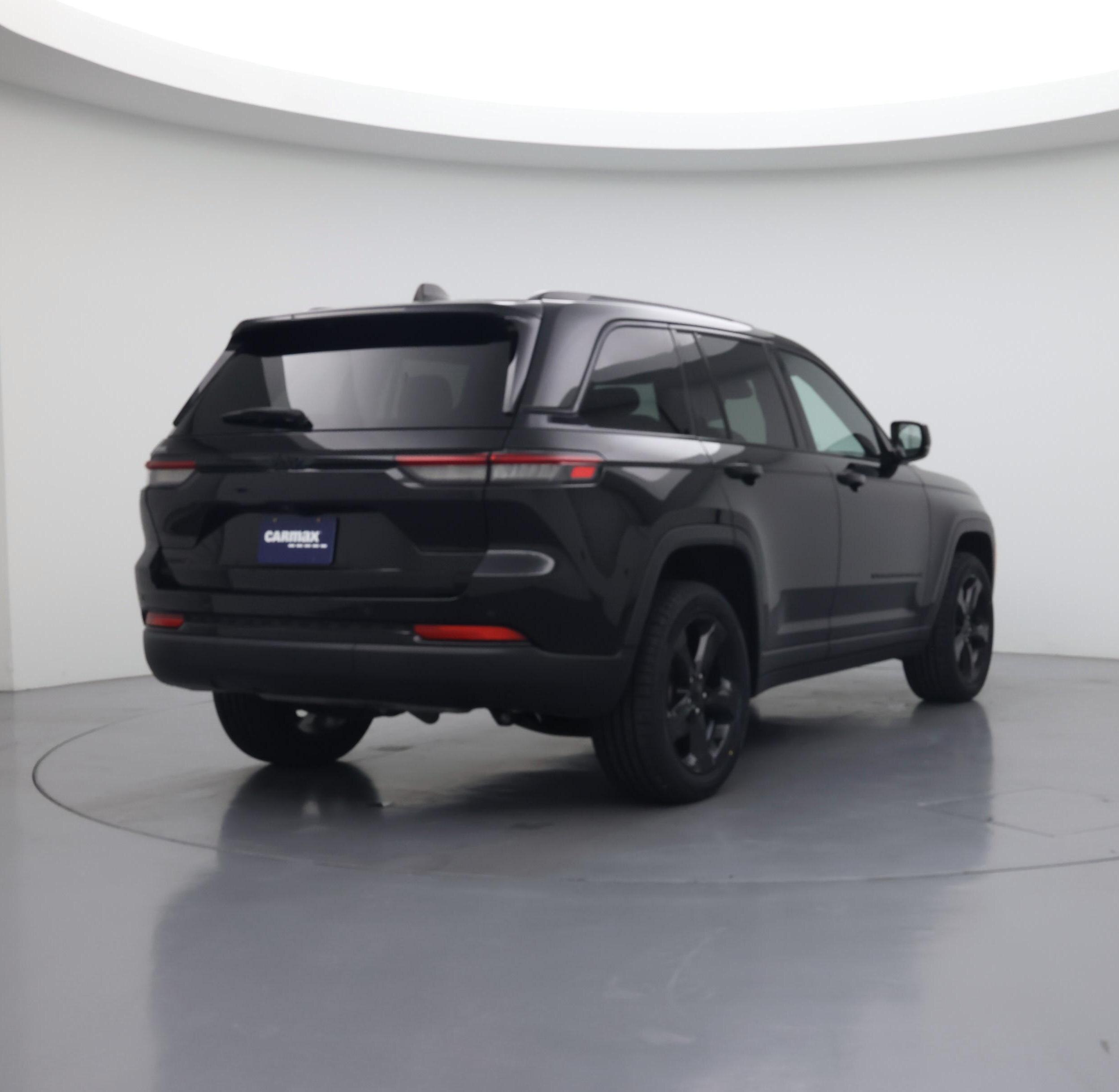 Thumbnail: 2023 Jeep Grand Cherokee - 8