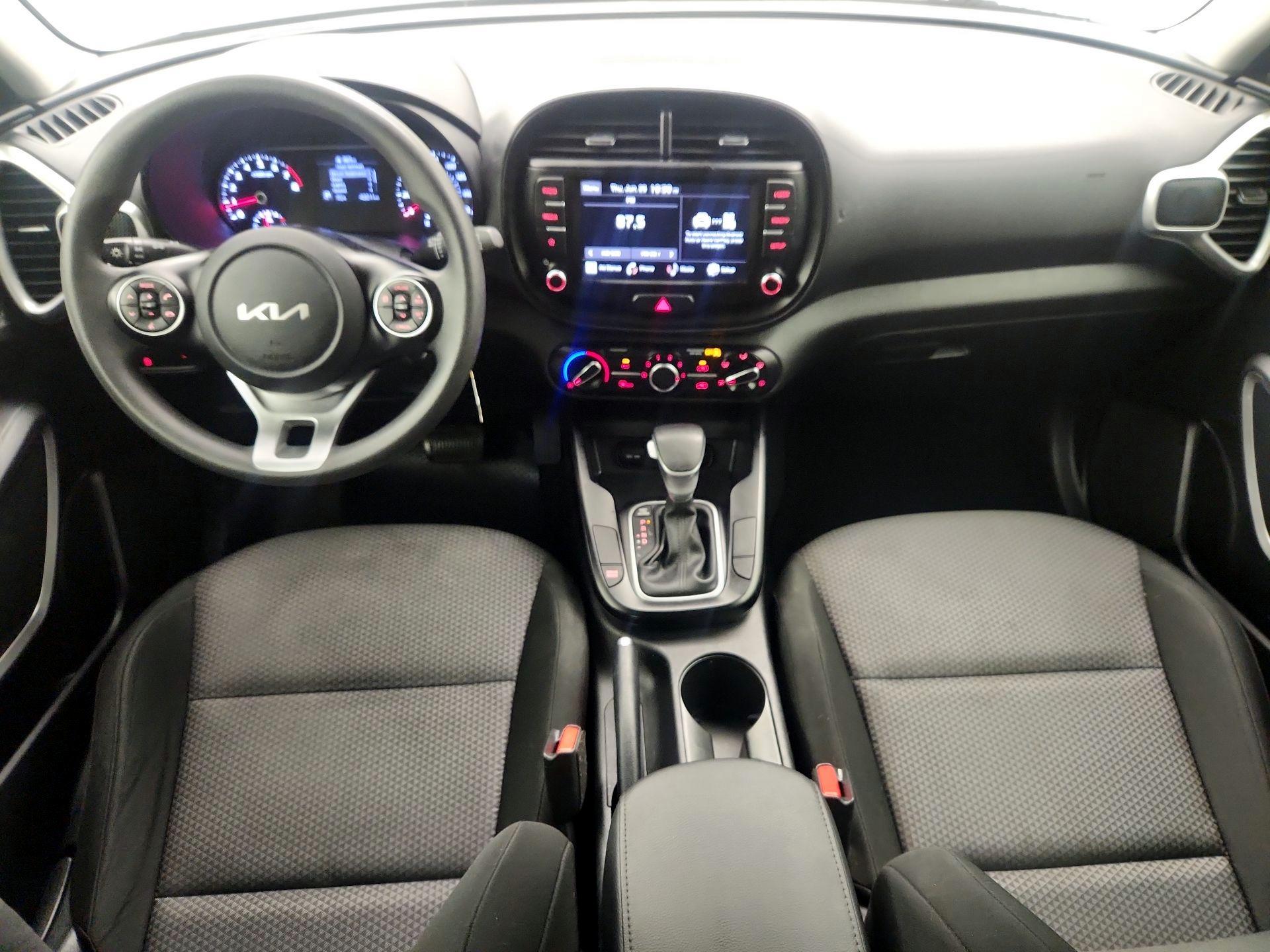 Thumbnail: 2022 Kia Soul - 9