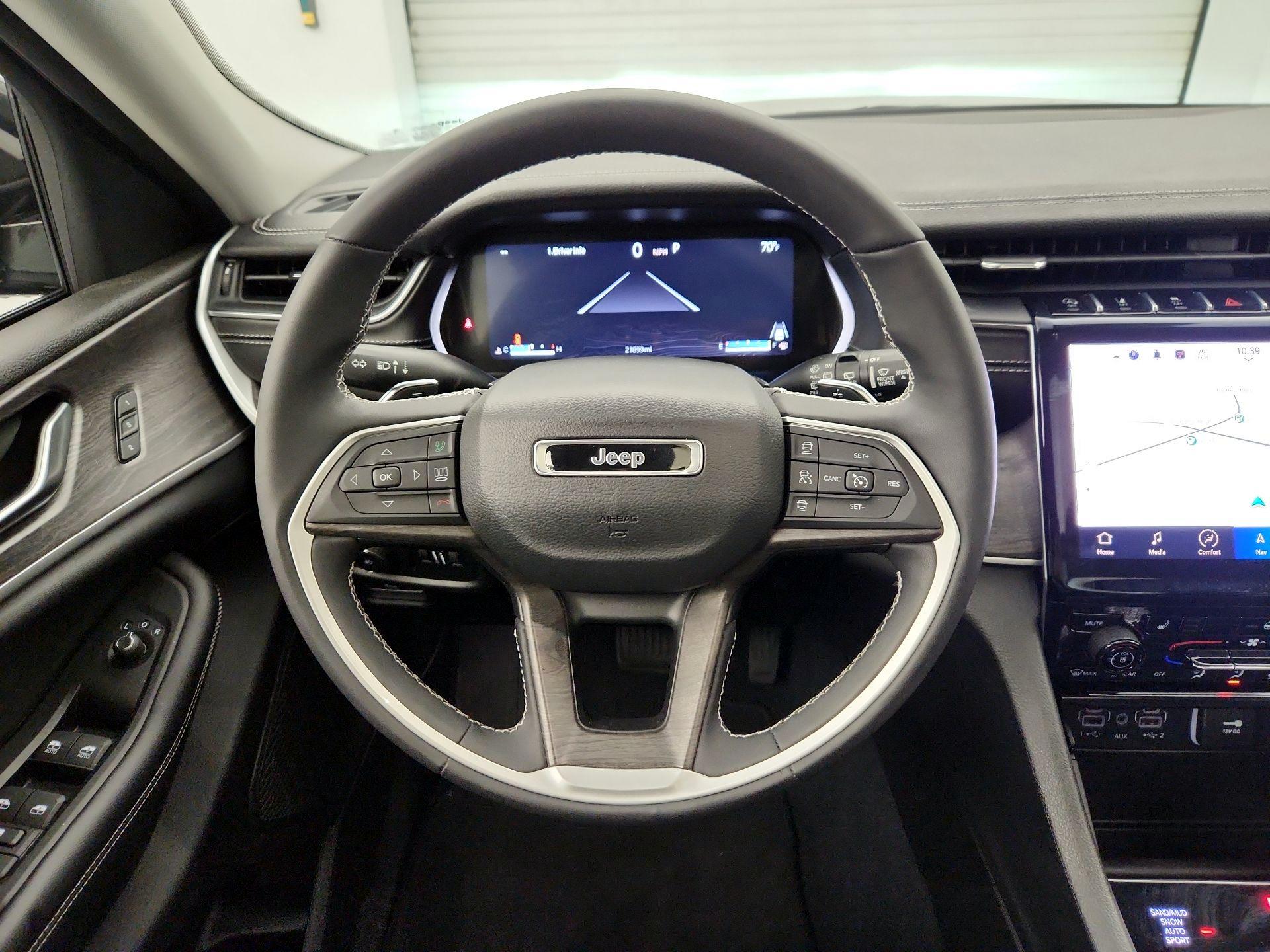 Thumbnail: 2023 Jeep Grand Cherokee L - 10