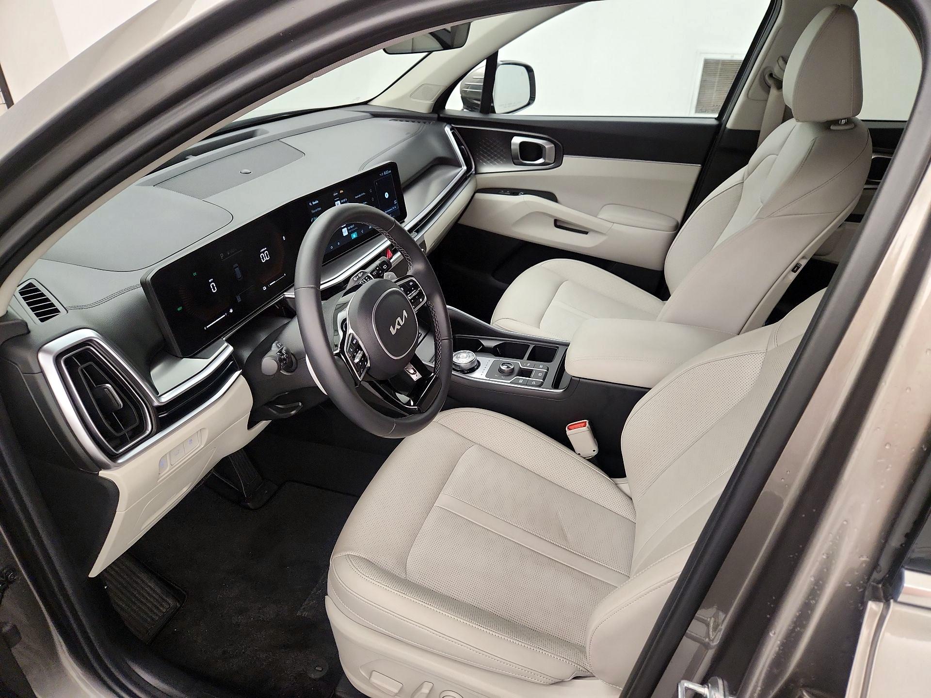 Thumbnail: 2025 Kia Sorento - 11
