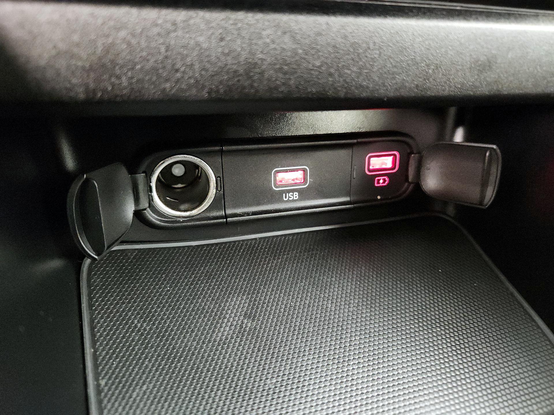 Thumbnail: 2024 Kia Forte - 18
