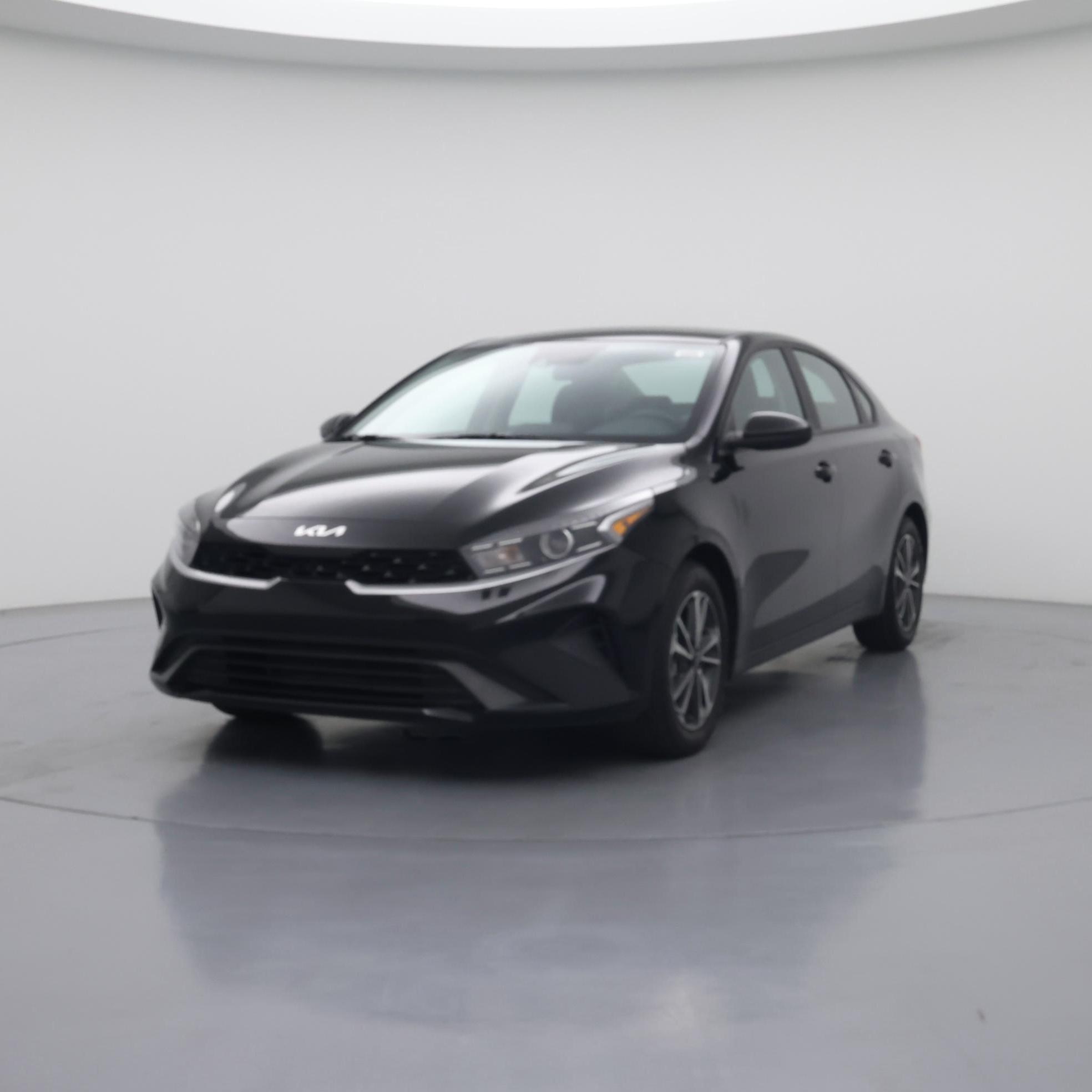 Thumbnail: 2024 Kia Forte - 4