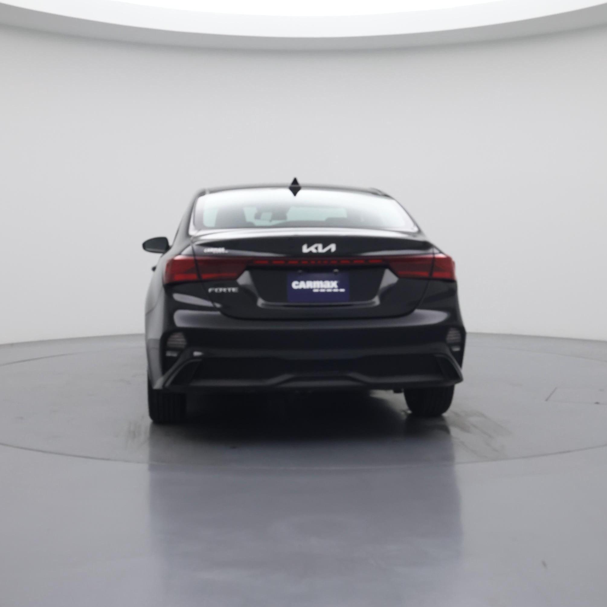 Thumbnail: 2024 Kia Forte - 6