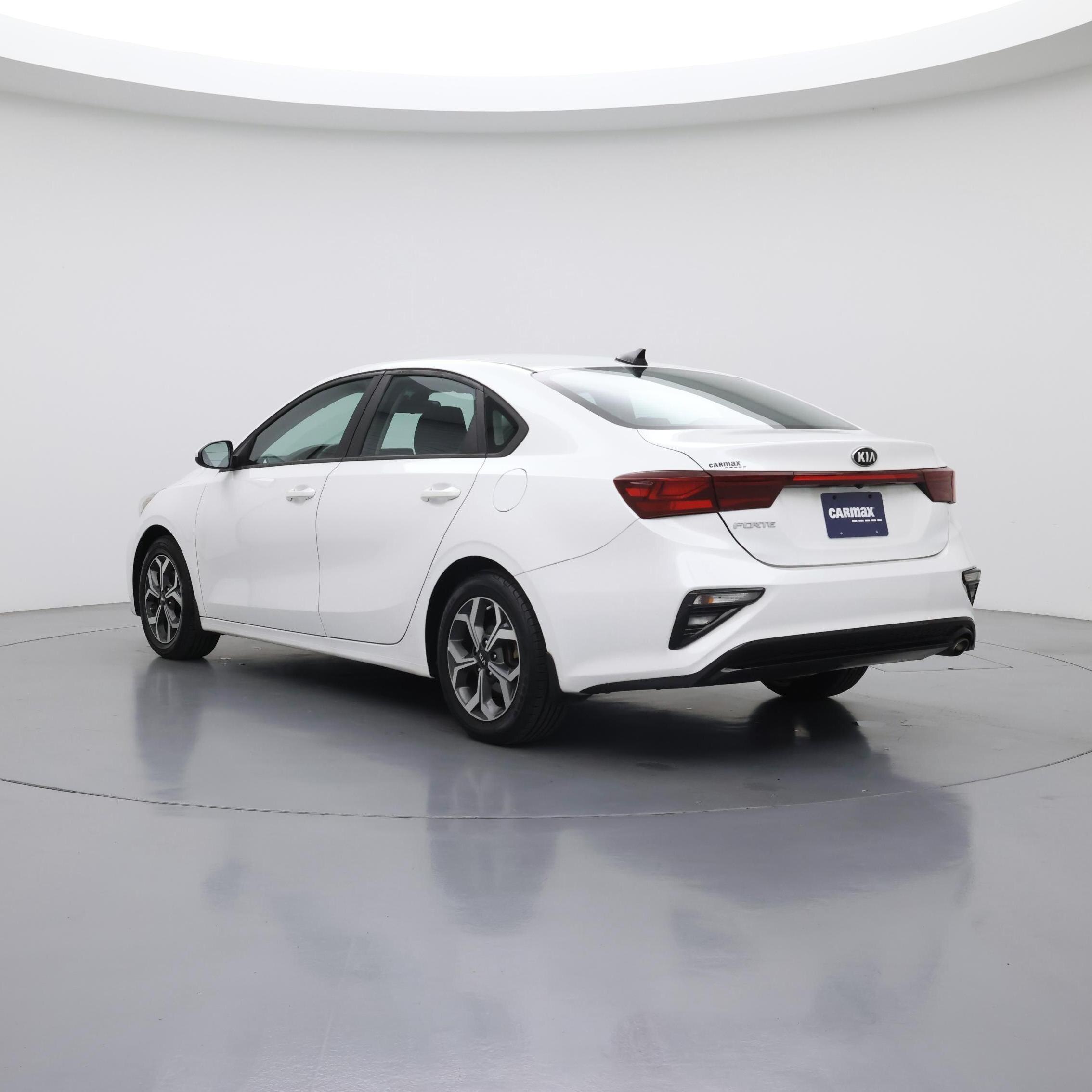 Thumbnail: 2021 Kia Forte - 2