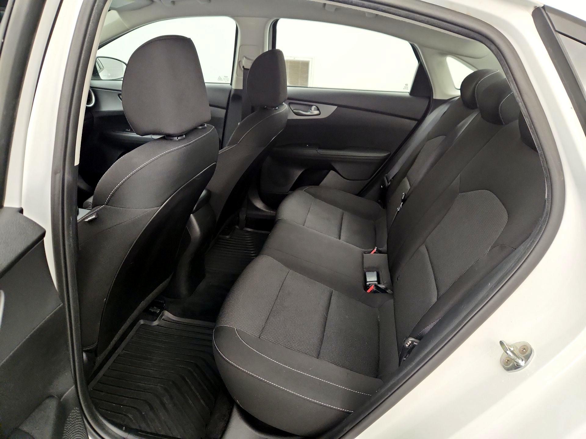 Thumbnail: 2021 Kia Forte - 19