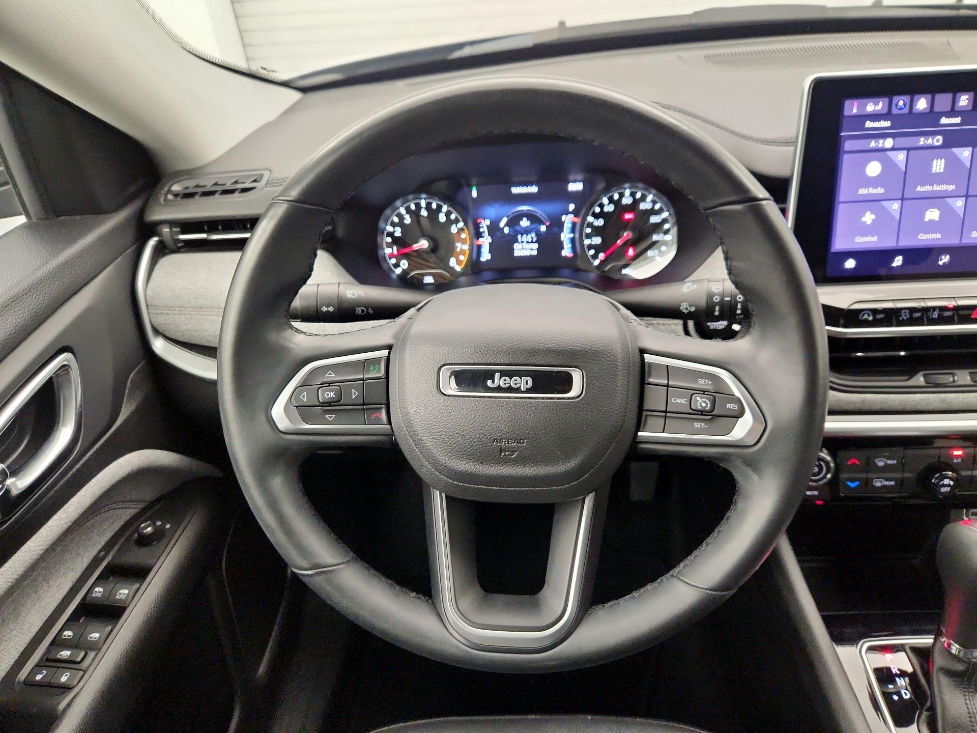 Thumbnail: 2022 Jeep Compass - 10