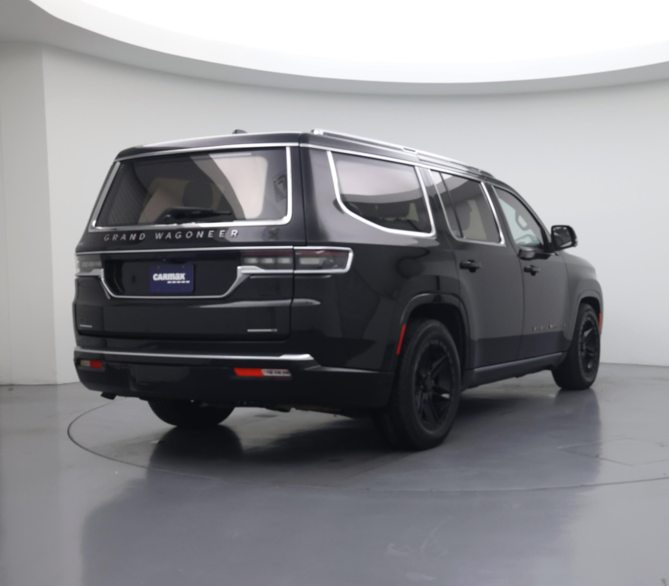 Thumbnail: 2022 Jeep Grand Wagoneer - 8