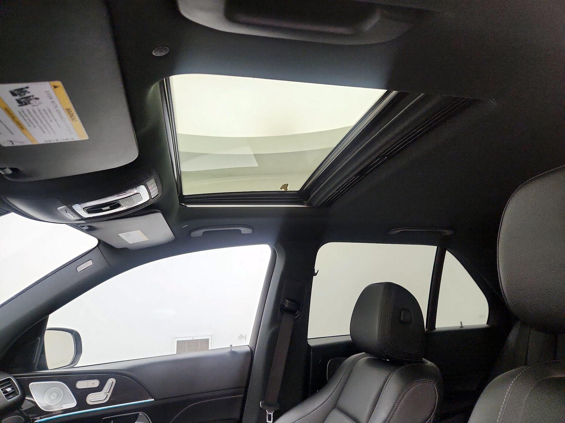 Thumbnail: 2020 Mercedes-Benz GLE - 20