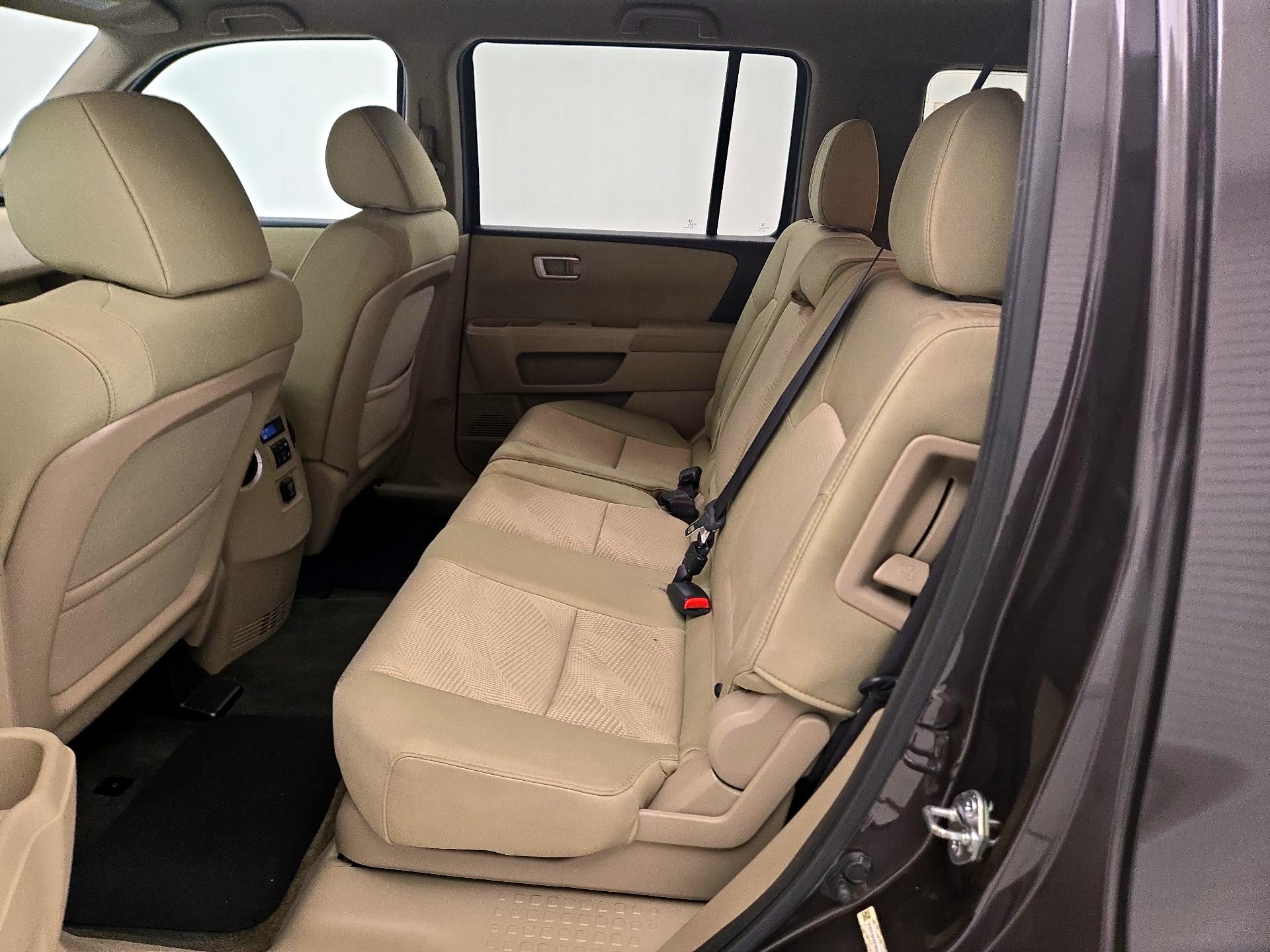 Thumbnail: 2014 Honda Pilot - 19