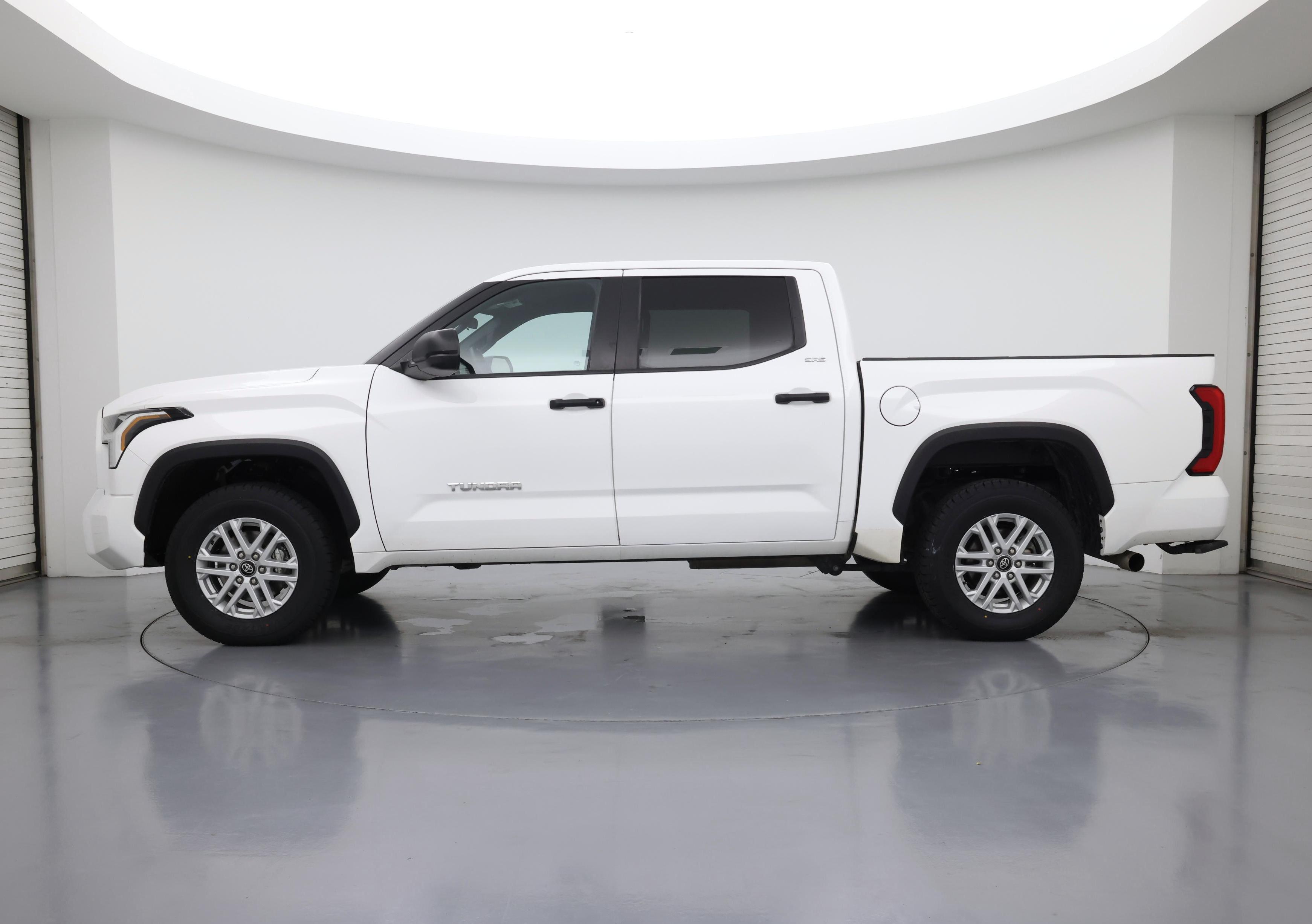 Thumbnail: 2025 Toyota Tundra - 3