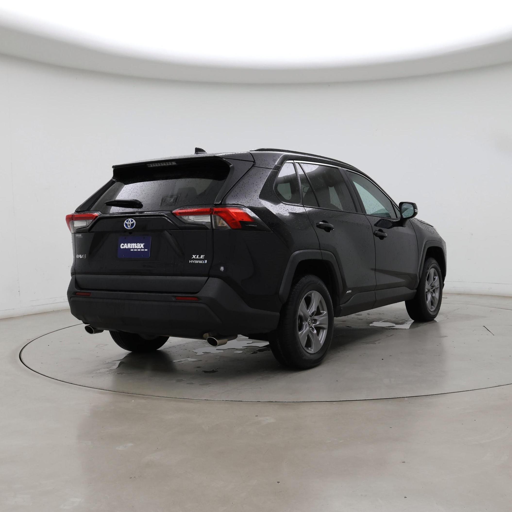 Thumbnail: 2022 Toyota RAV4 - 8