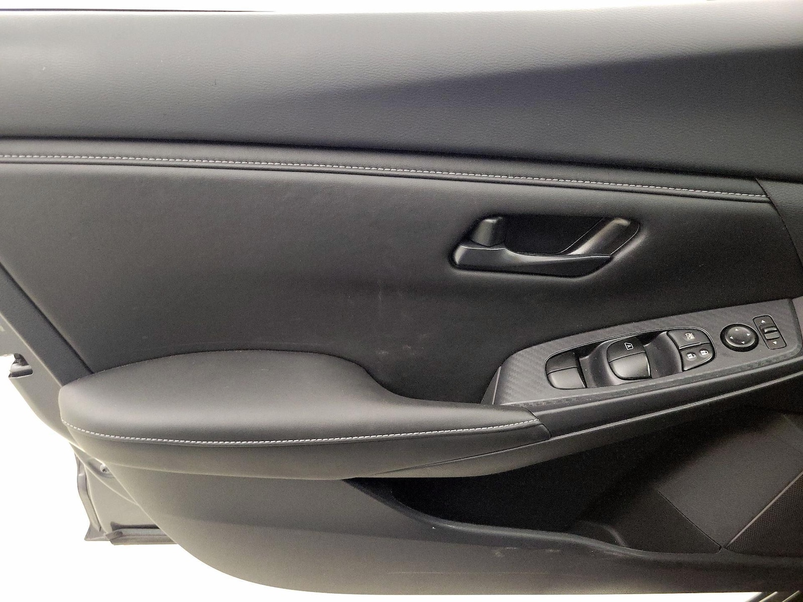 2024 Nissan Sentra S - Photo 13