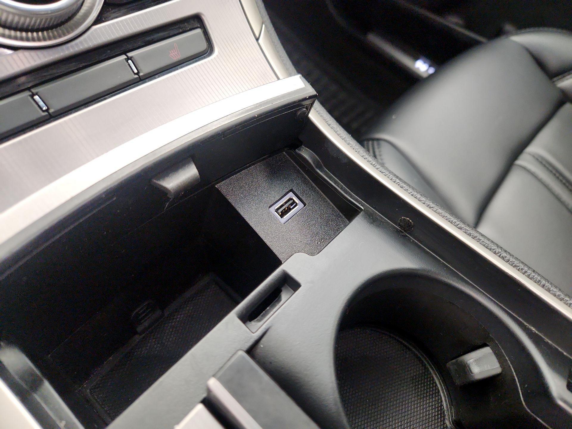 Thumbnail: 2020 Lincoln MKZ - 18