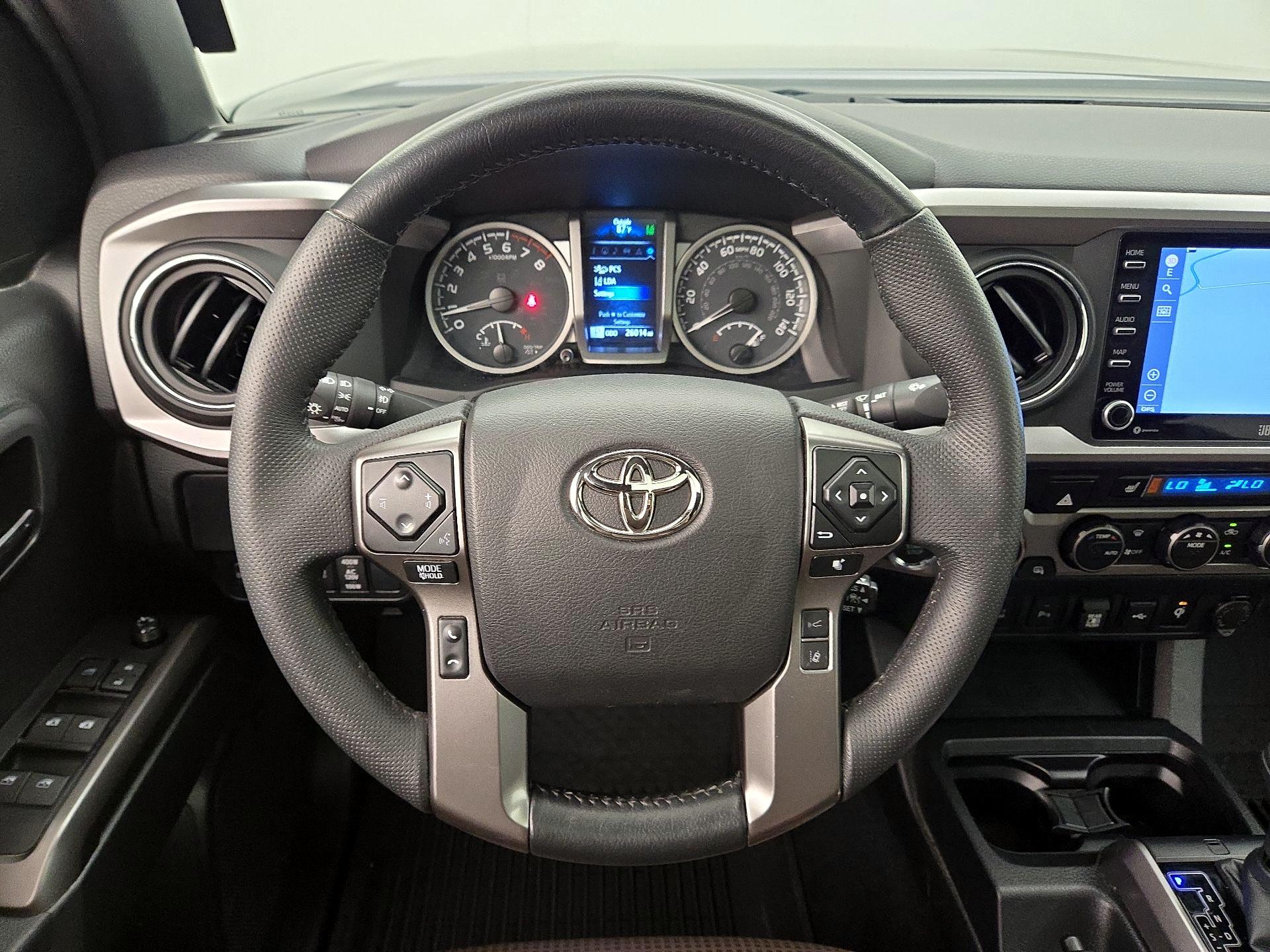 Thumbnail: 2022 Toyota Tacoma - 10