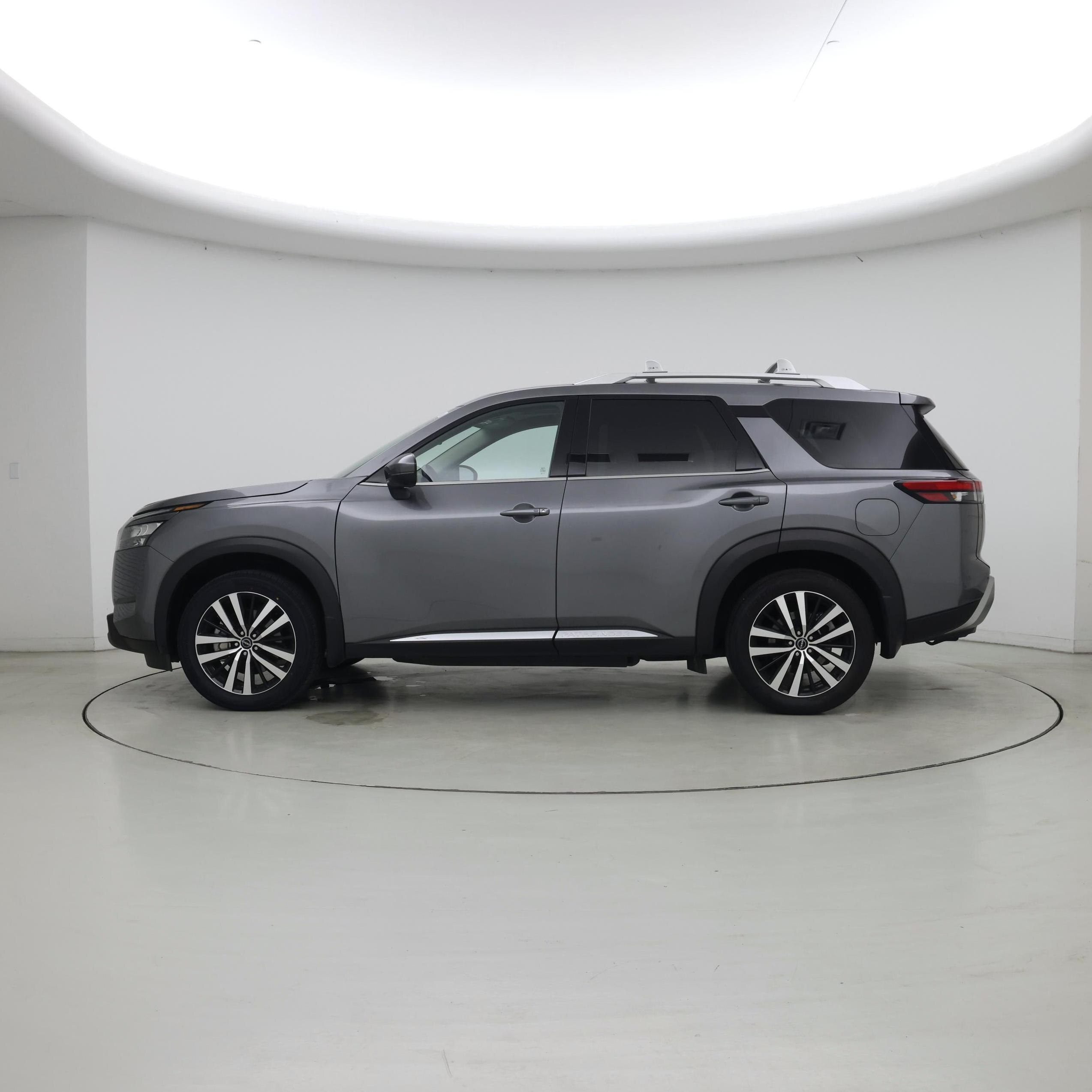 Thumbnail: 2025 Nissan Pathfinder - 3