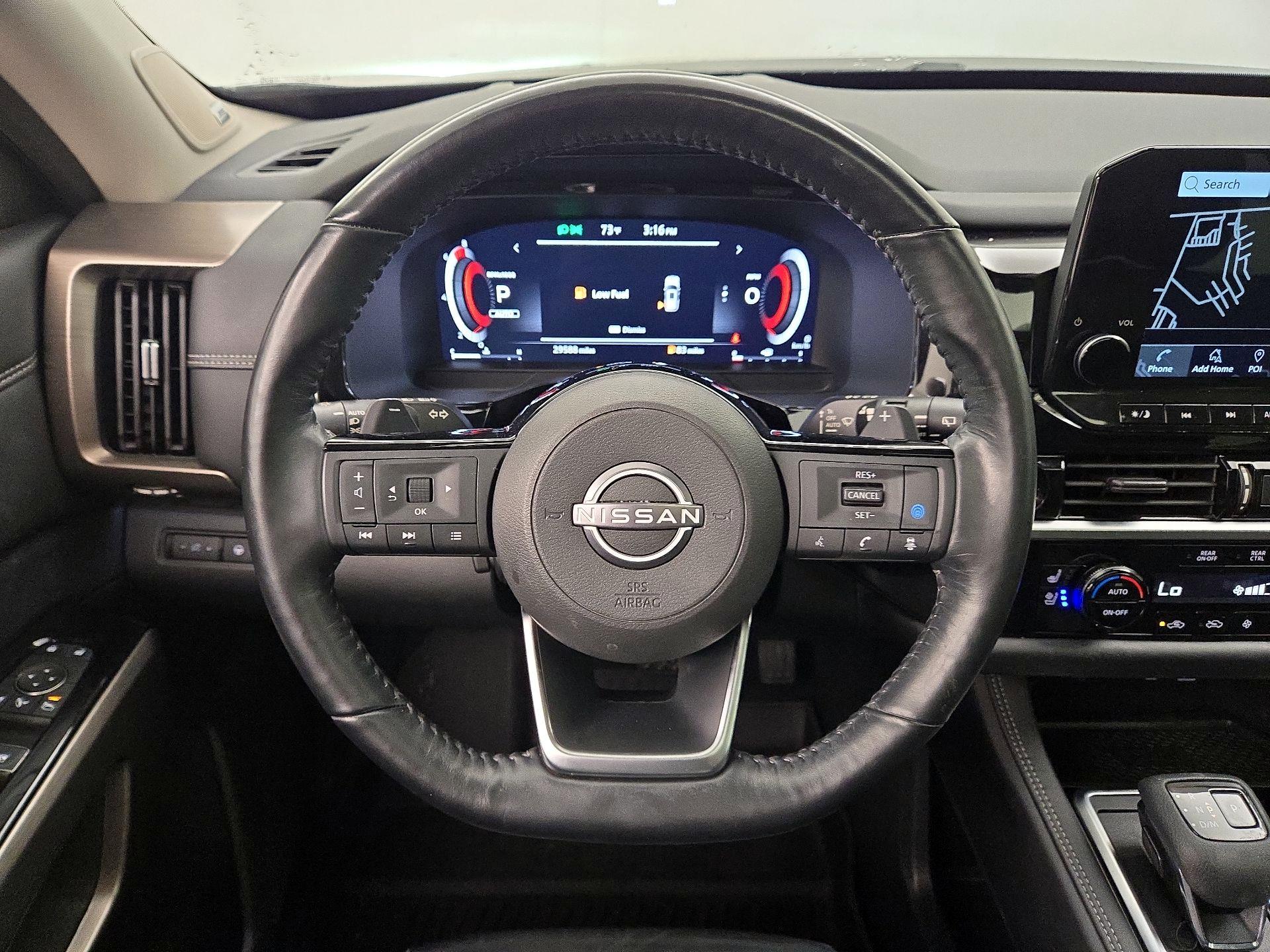 Thumbnail: 2023 Nissan Pathfinder - 10