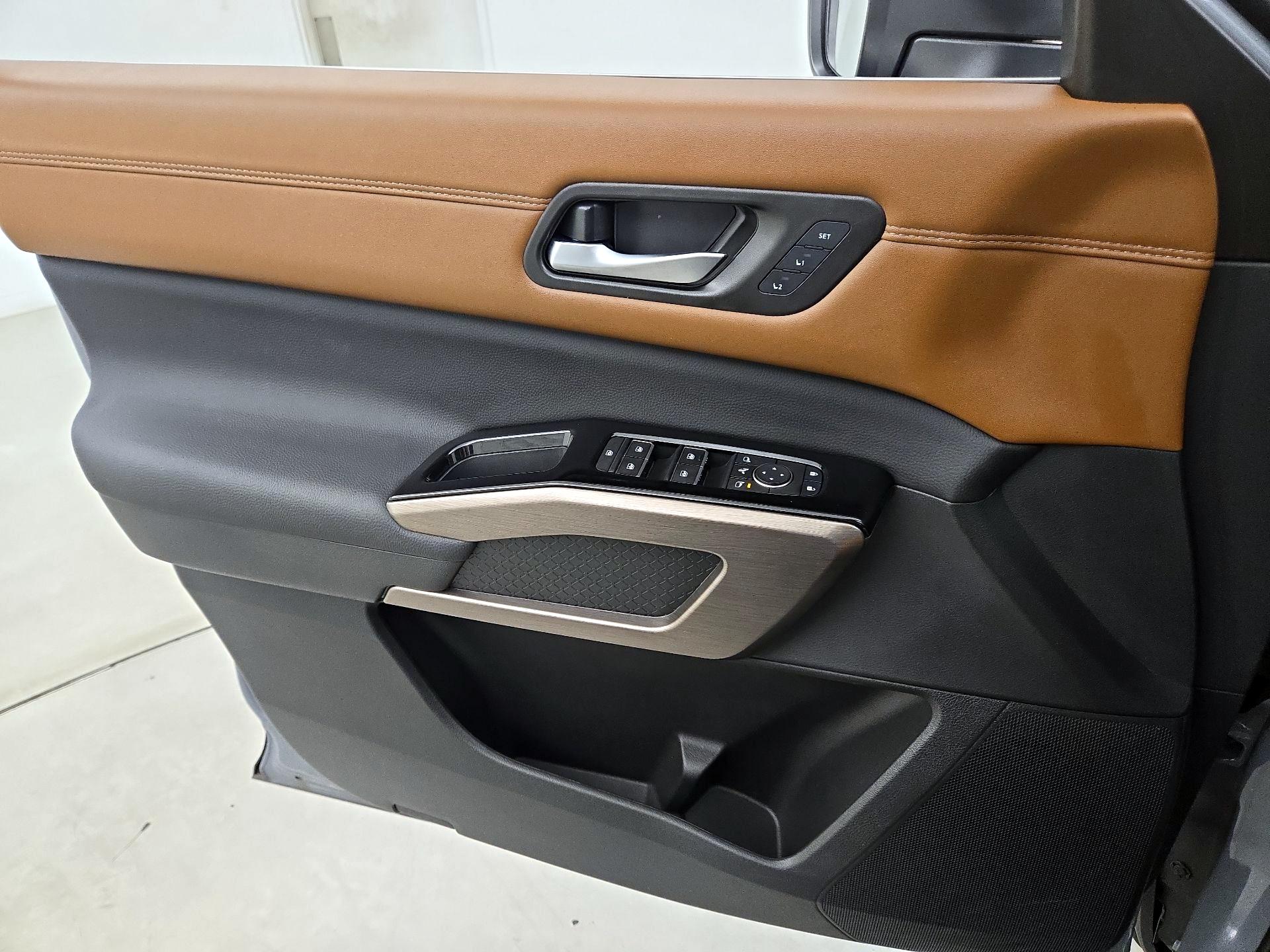 Thumbnail: 2025 Nissan Pathfinder - 12