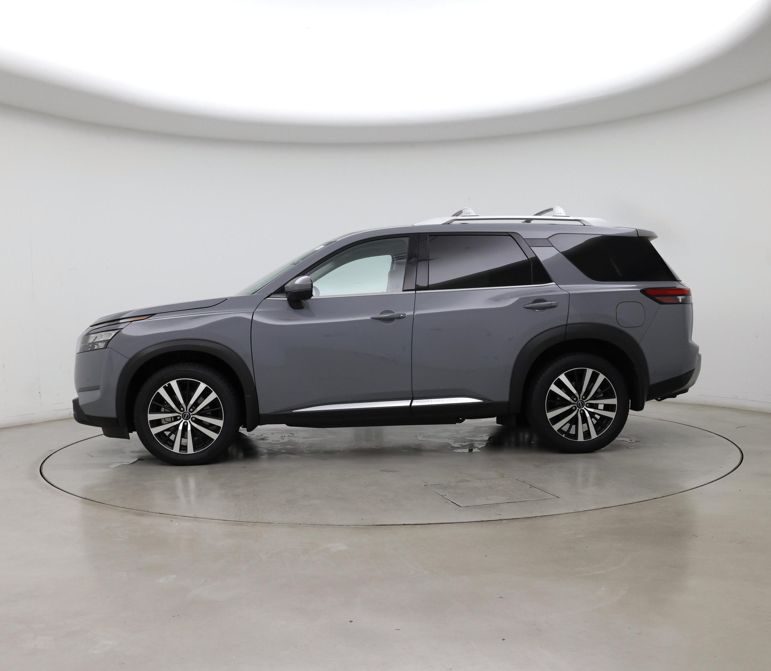 Thumbnail: 2025 Nissan Pathfinder - 3