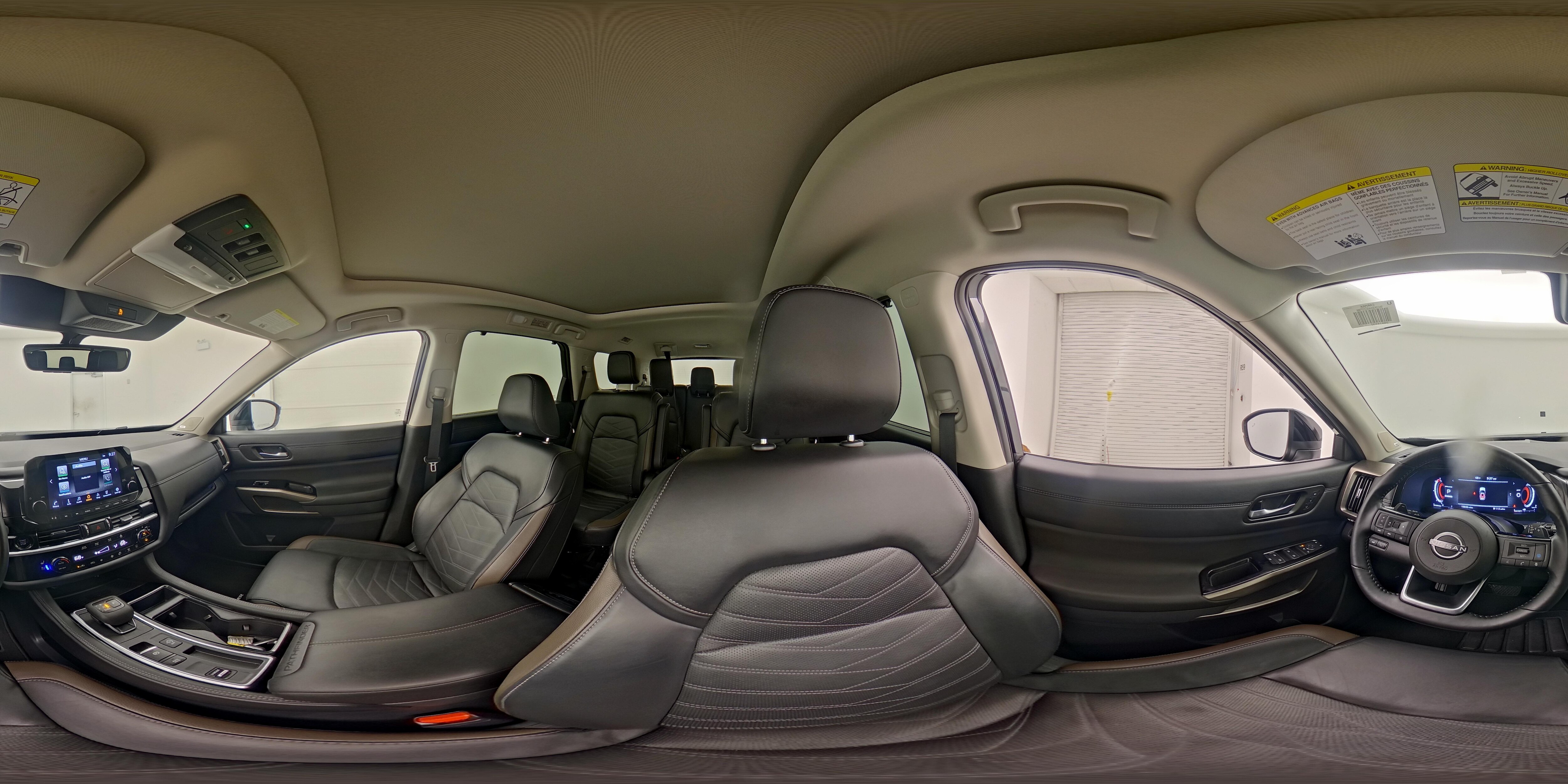 2025 Nissan Pathfinder Platinum - Photo 30