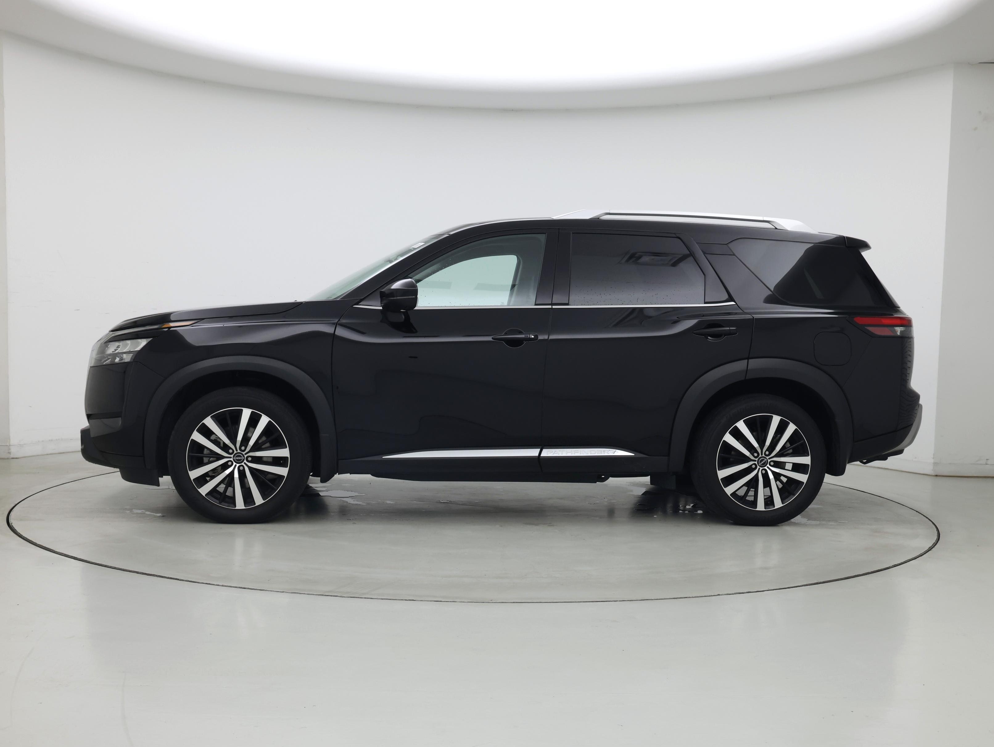 Thumbnail: 2025 Nissan Pathfinder - 3